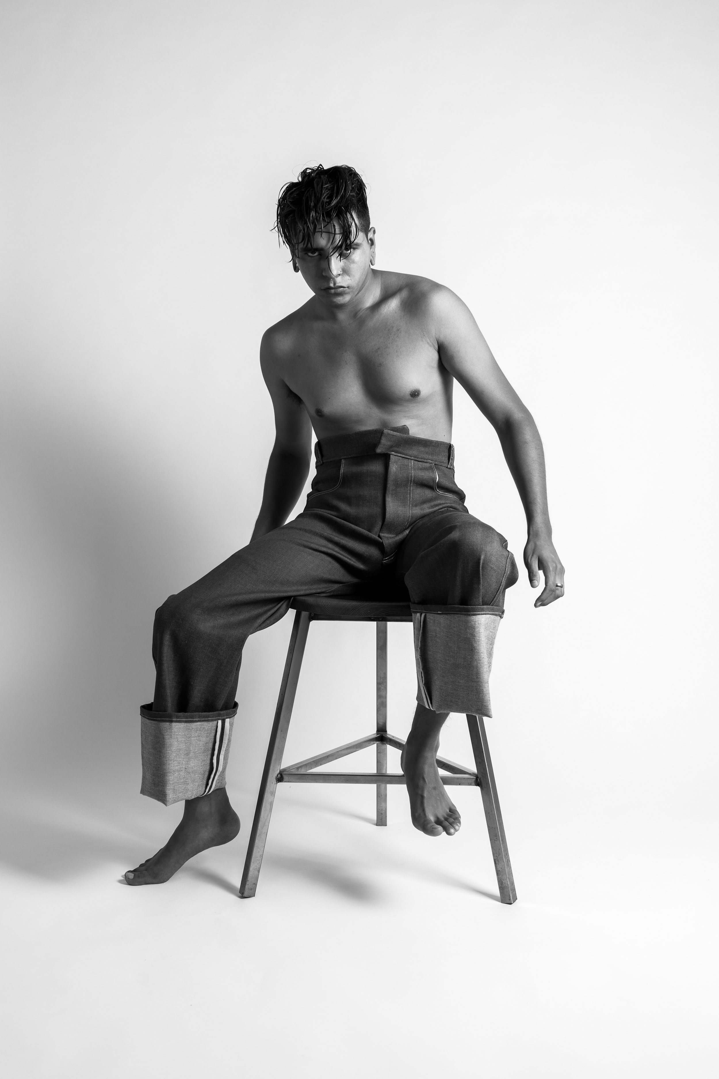 Exaggerated Jeans 5.jpg