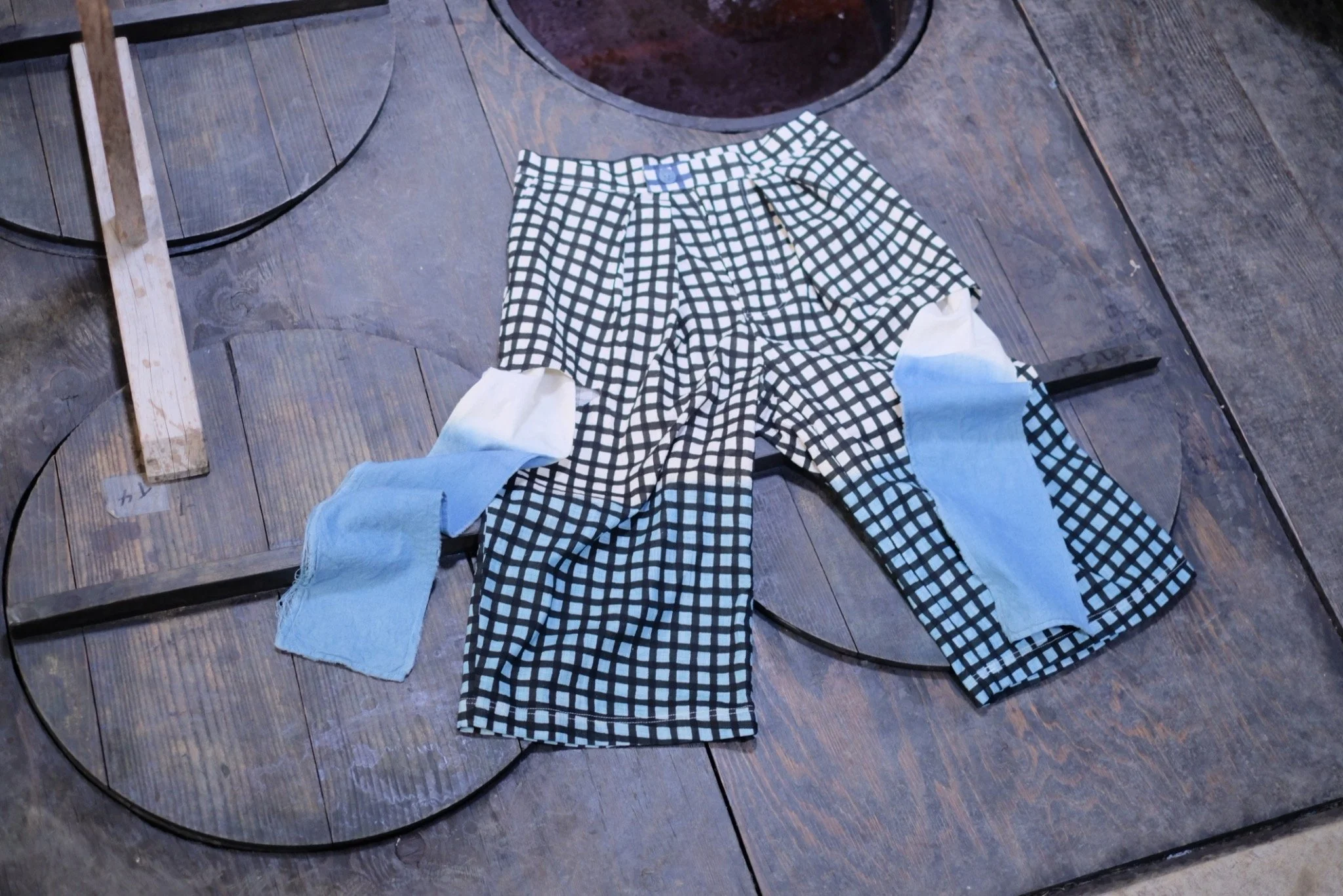 Boxy Dip shorts with Slashed Pocket Detail.JPG
