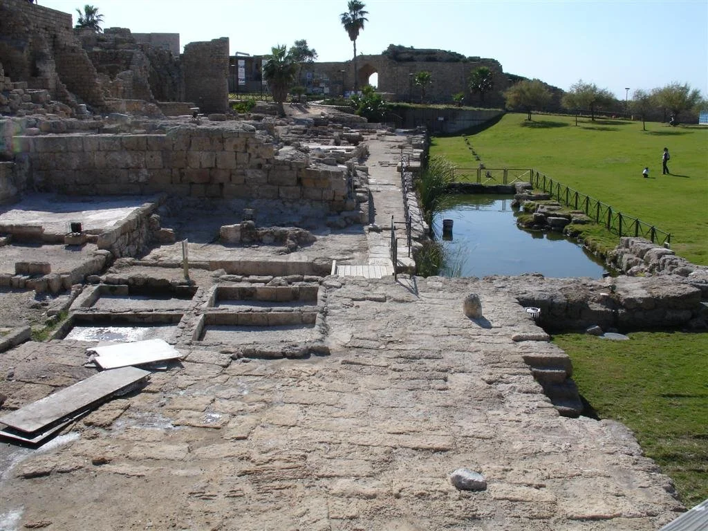 EXPLORING THE ROMAN PORT AT CAESAREA MARITIMA