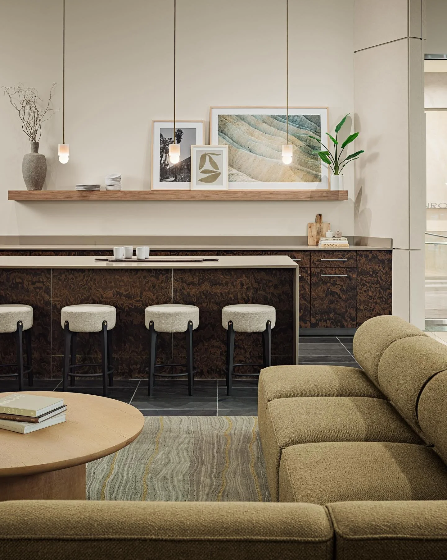 Not only did DWS Co design this gorgeous multifamily space, but we managed all of the purchasing of the FF&amp;E at our 44 Monroe project. See the full case study and all of our services on our site at the link in bio. 

#multifamily #interior #desig
