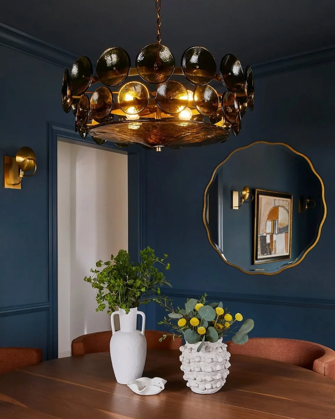 Time to fall back into indoor routines and cozy evenings, and fall back in love with interior spaces. Get all the inspiration at our DWS Pinterest!

#interior #design #falledit #inspiration 
-
📸: @garruppo
