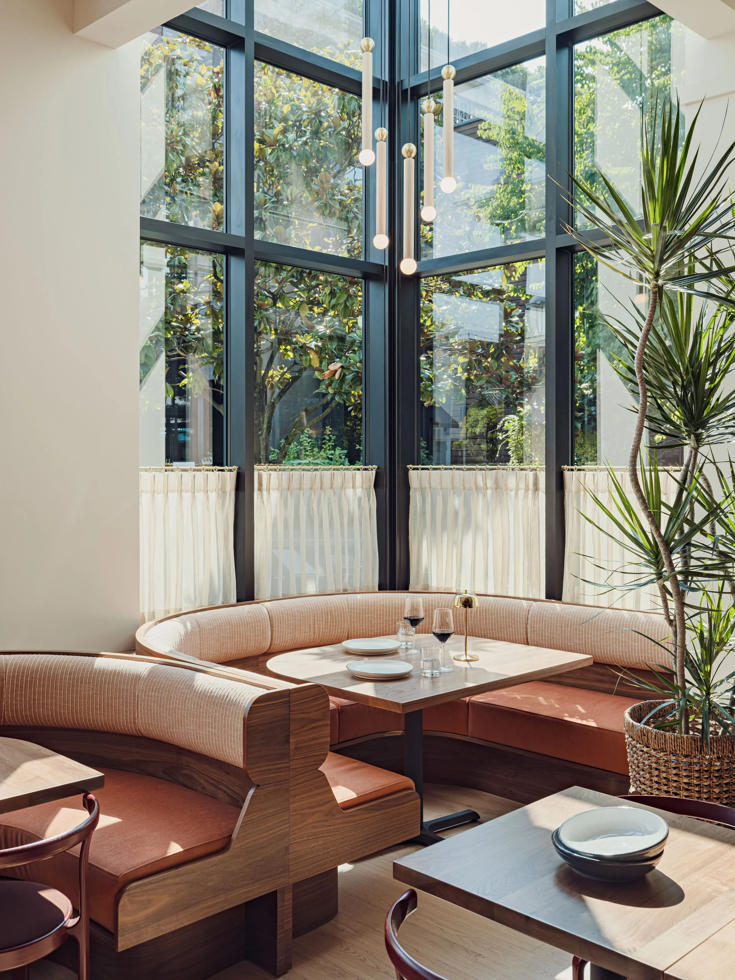The beautiful main bar and dining area at DeLille En Ville in Seattle's University Village.