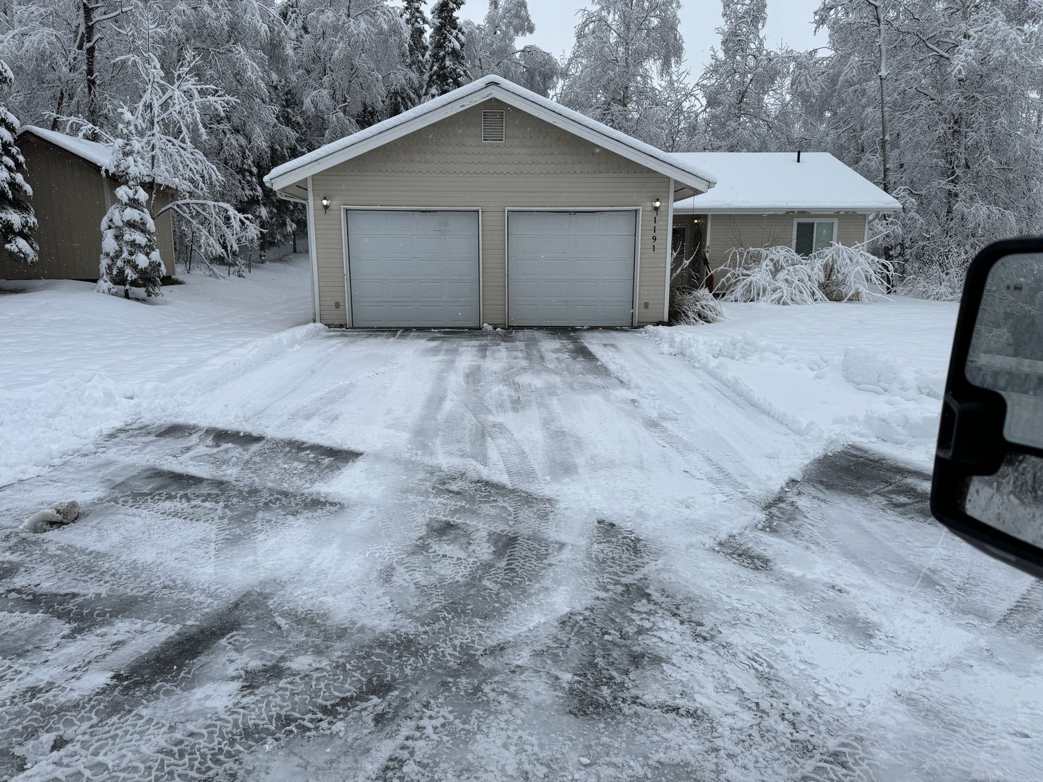 Driveway Staking: Why We Mark Your Driveway Before the First Snow