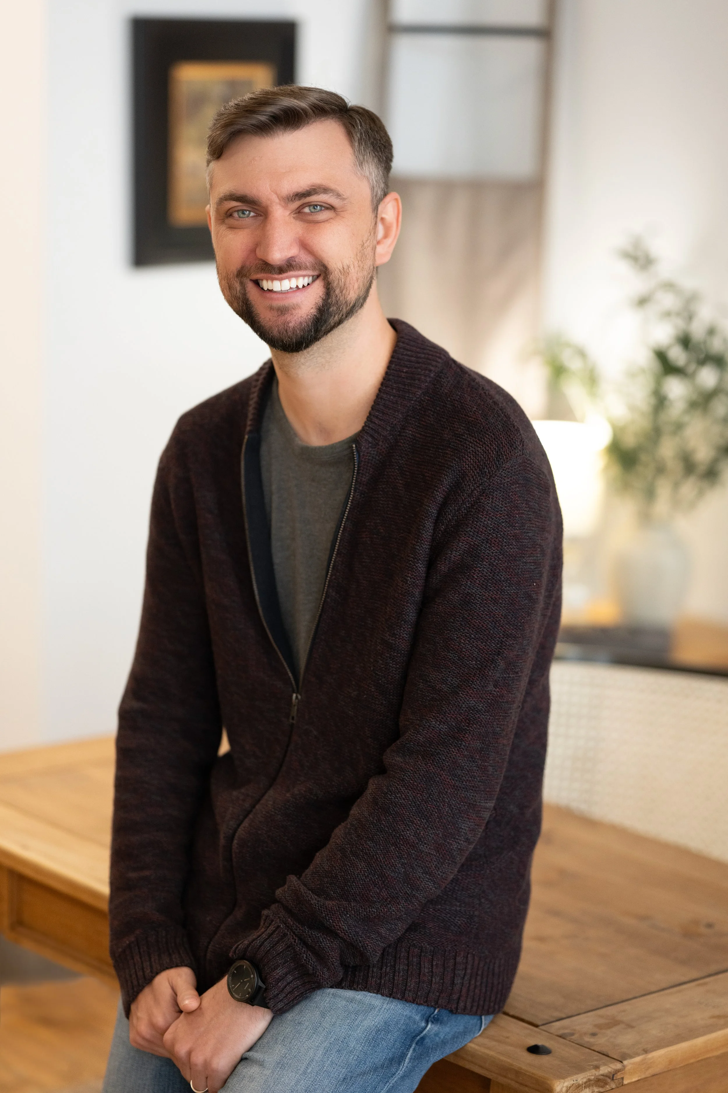 Evan PTSD Therapist Milwaukee Wauwatosa Evidenced based PTSD therapy
