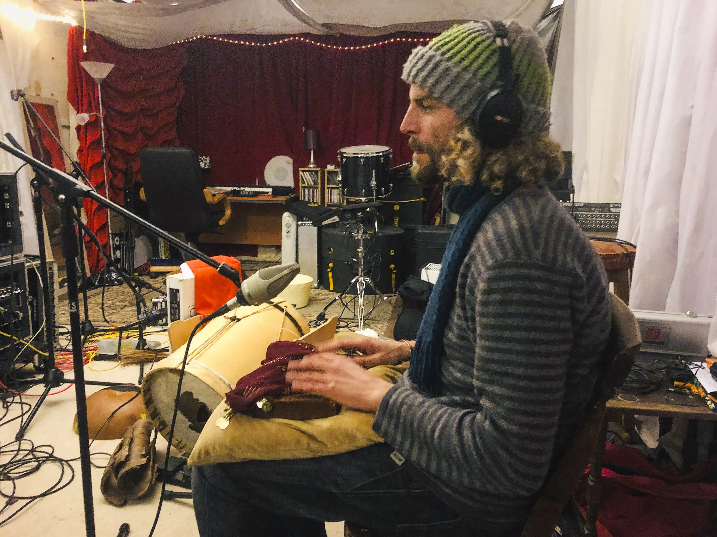 Studio_13.jpg