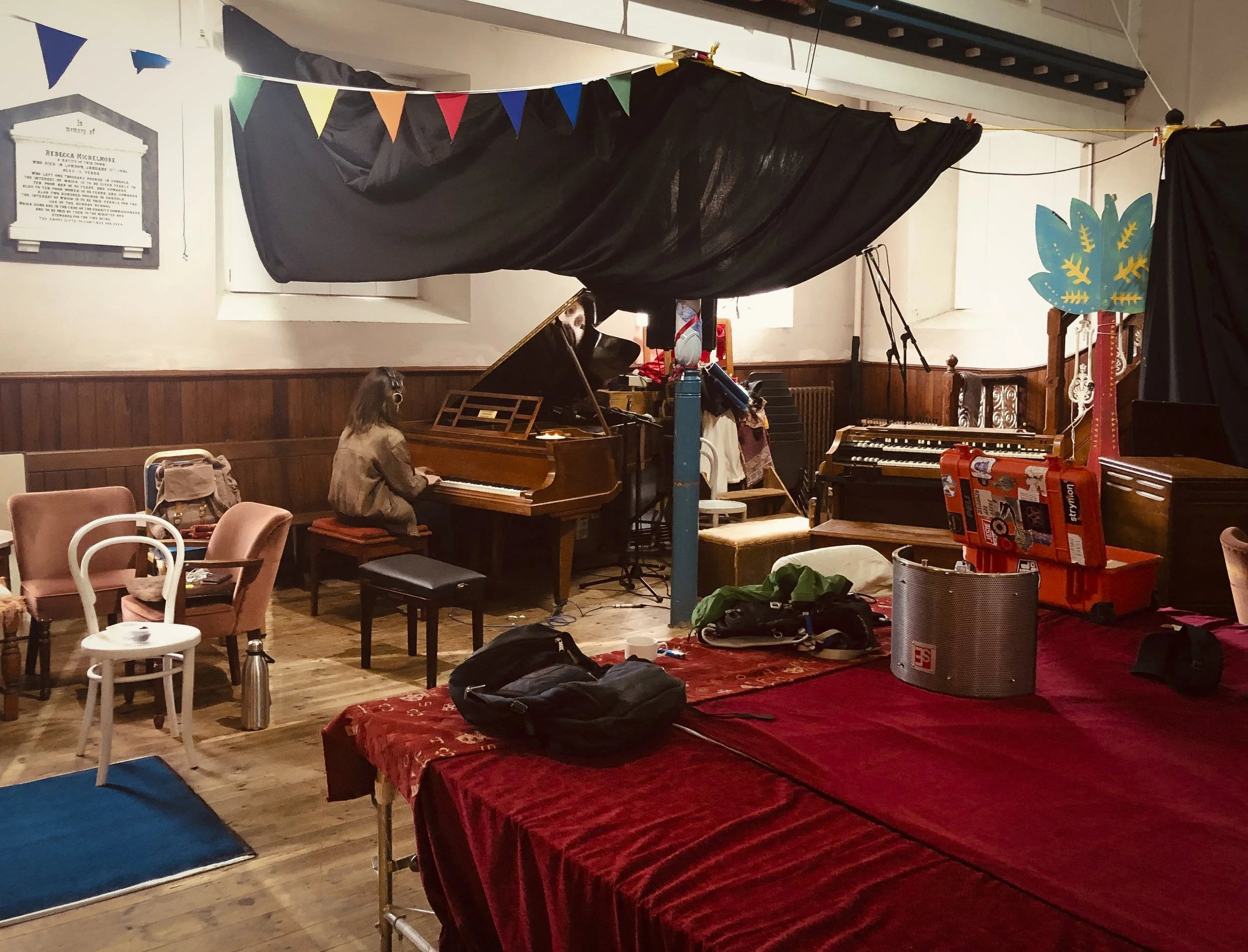 Studio_12.jpg