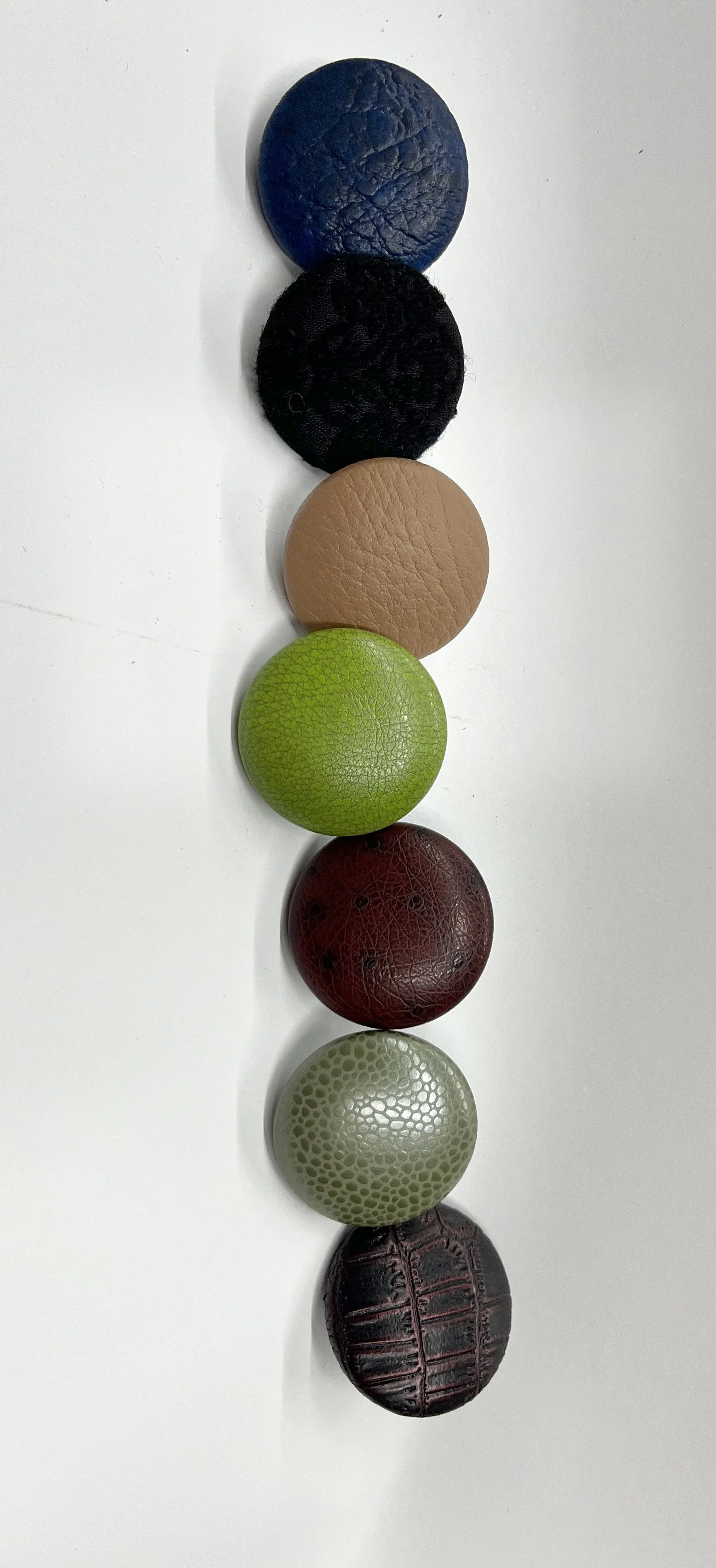 vinylbuttons2_edit.jpg