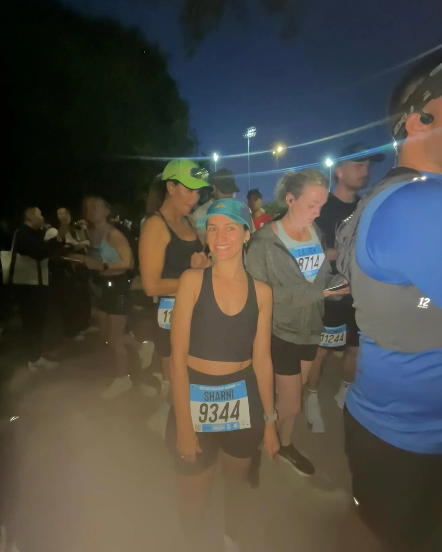 GC MARA 🎉🏃🏽&zwj;♀️ 

Okay, I know this was 2 weeks ago buuut here&rsquo;s a not so little marathon recap if anyone decides to read hahah.

3:30am wake up time on race day after very minimal sleep😴 I don&rsquo;t know about you but I&rsquo;m not gr