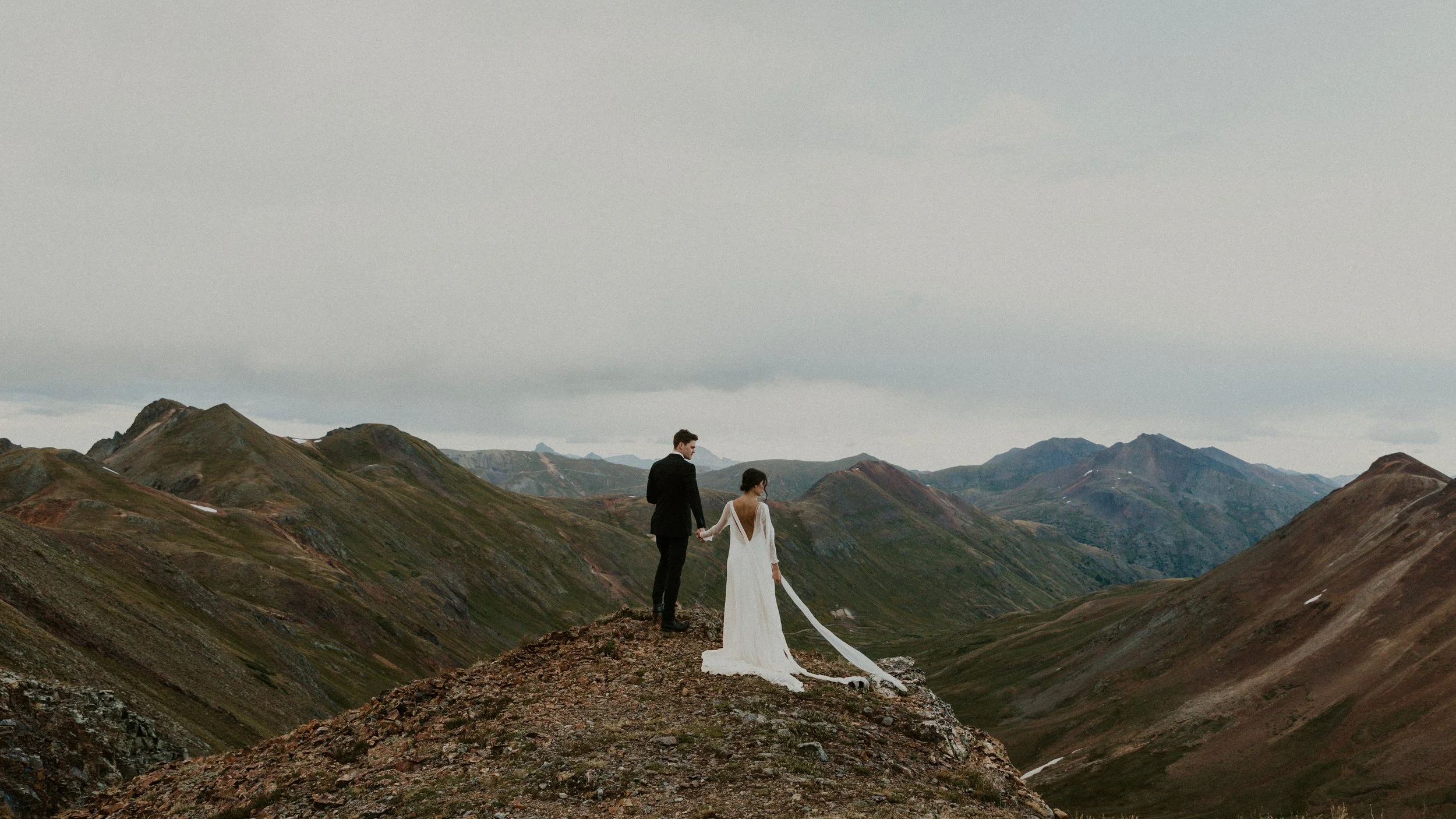 How to Know If You Should Elope: 5 Signs You’re Ready to Ditch the Traditional Wedding