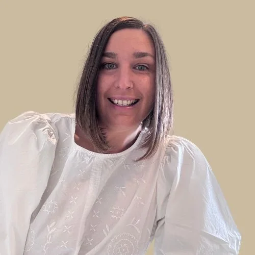 Kerry Knafl providing personalised naturopathic care for women’s health and gut balance at Sage & Thyme Naturopathy.