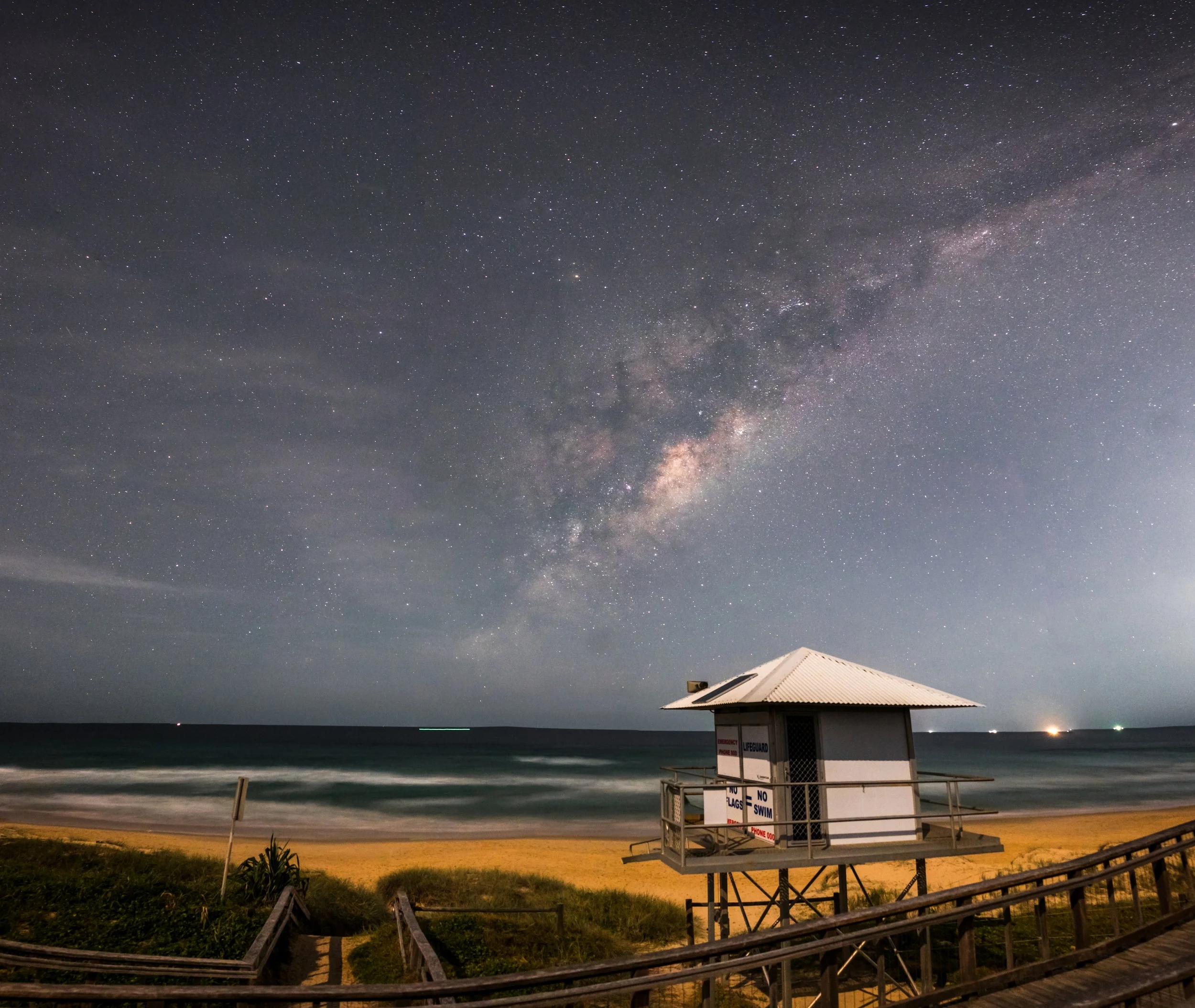 Mt Coolum Milkyway_Lifesaving Tower Wide.jpg
