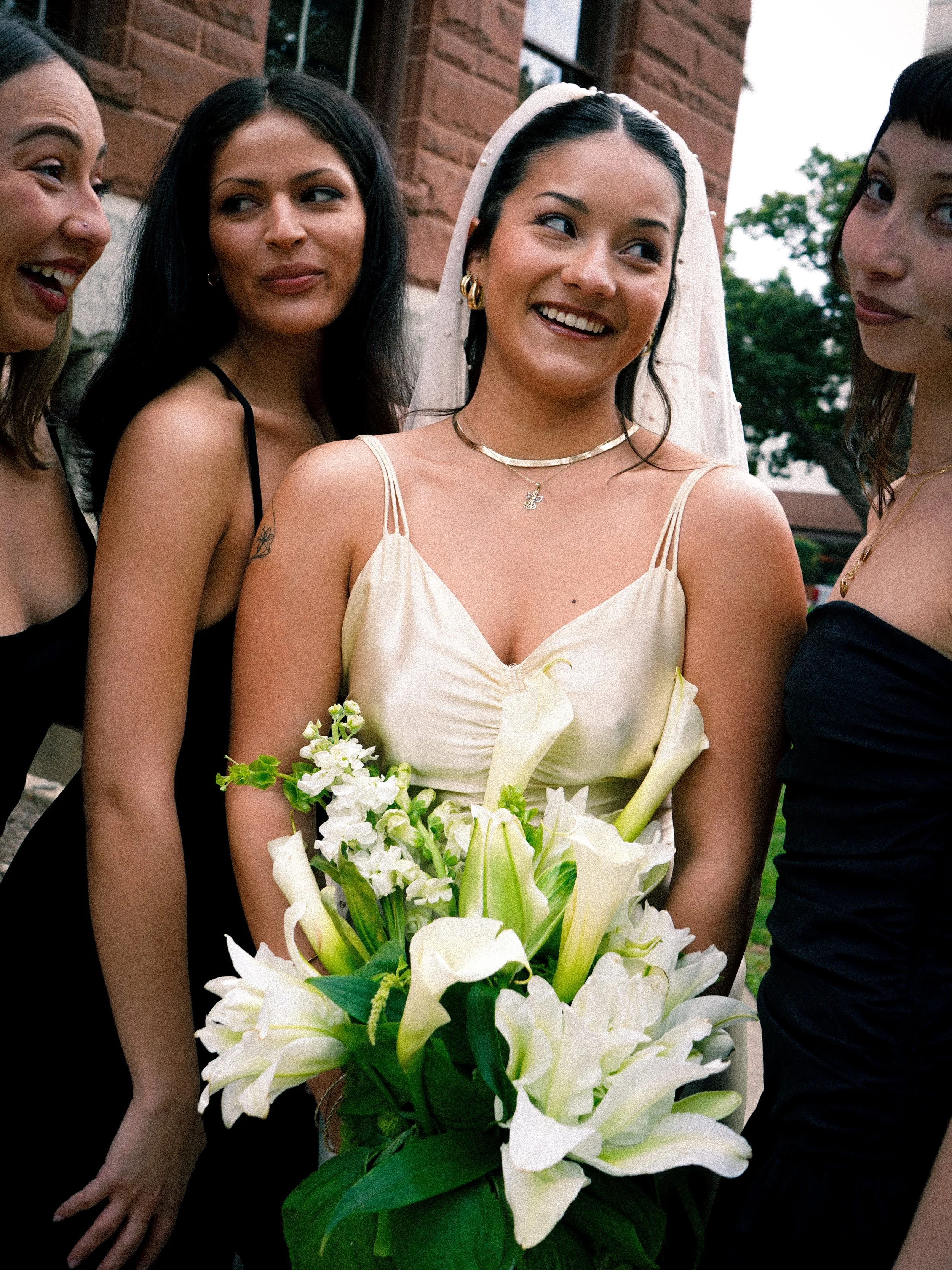 Bride with Bridesmaids black and white .jpg