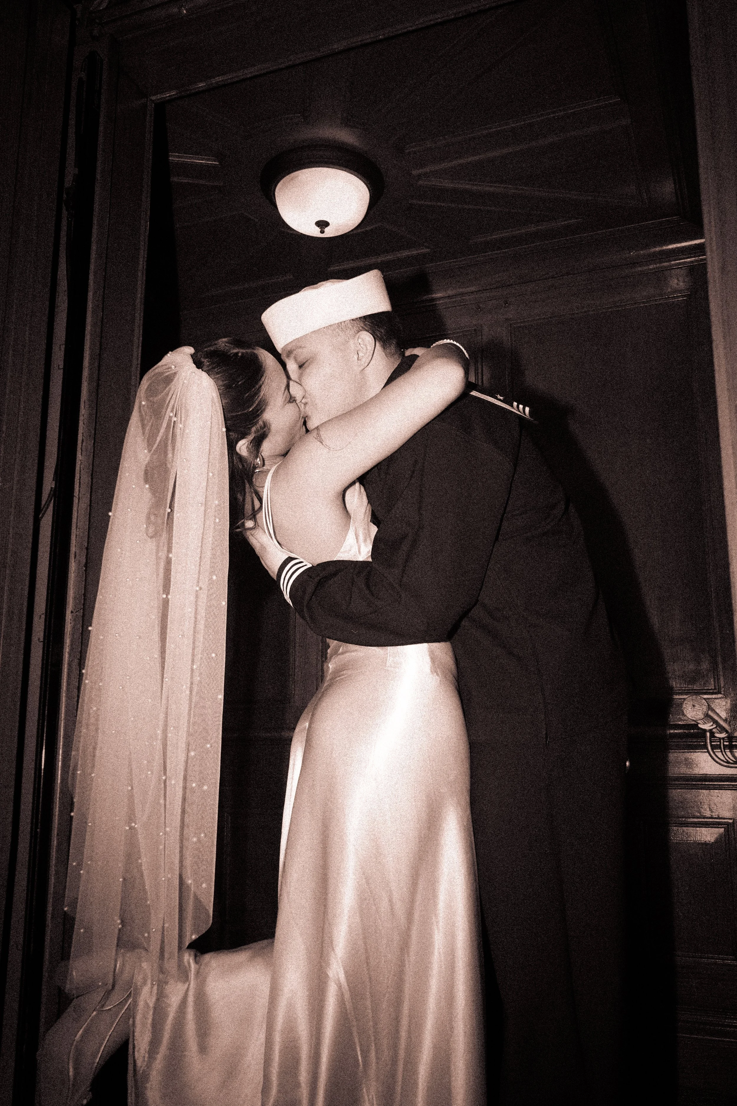 Elevator kiss.jpg