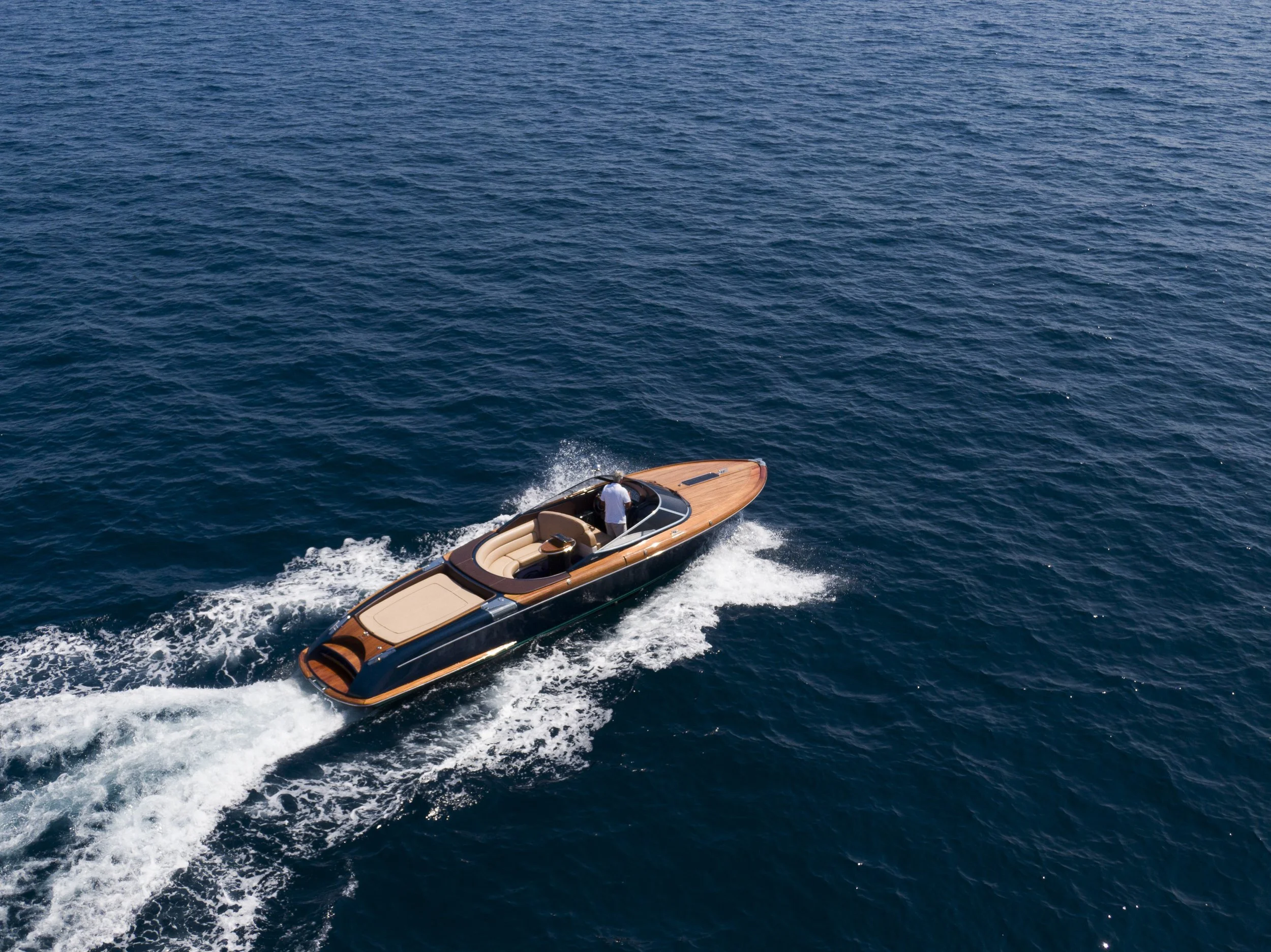  Romantic boat experience along Athens Riviera