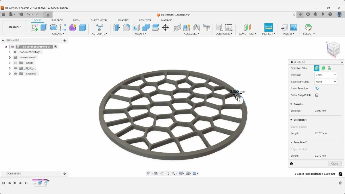 Fusion Measure tool confirming a 3.000 mm outer rim thickness on the Voronoi coaster.