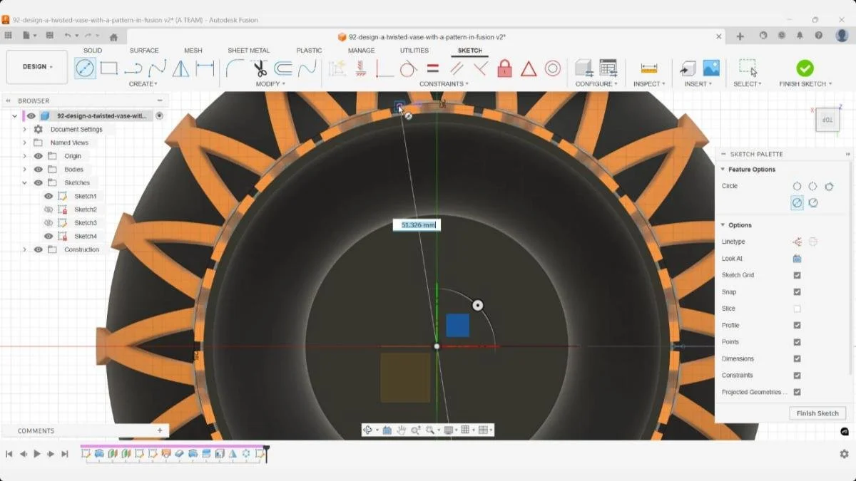 Sketching a reference circle on the top plane to define the vase’s opening diameter.