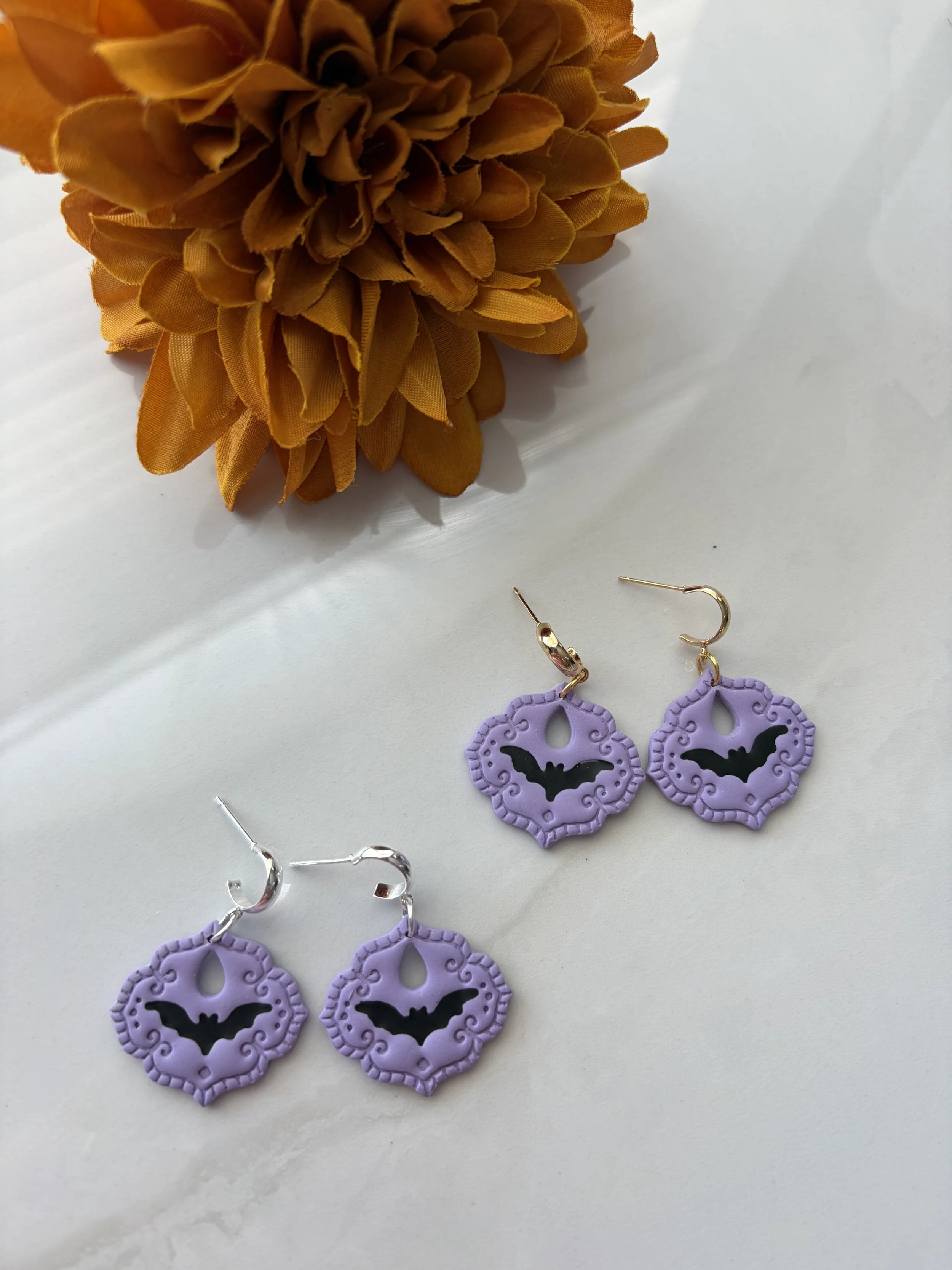 Elegant Halloween Bat Earrings