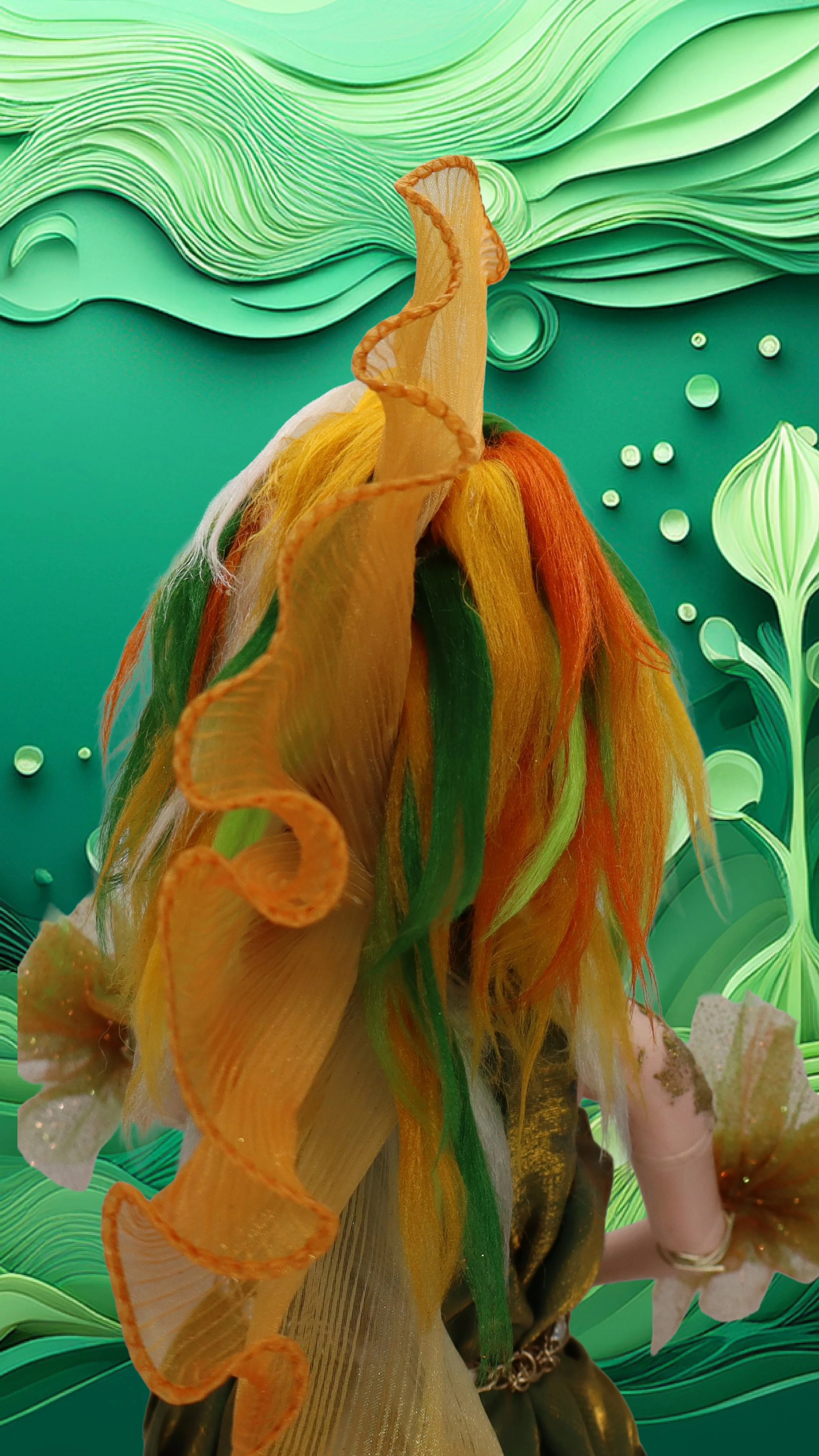 Close Up Back.jpg