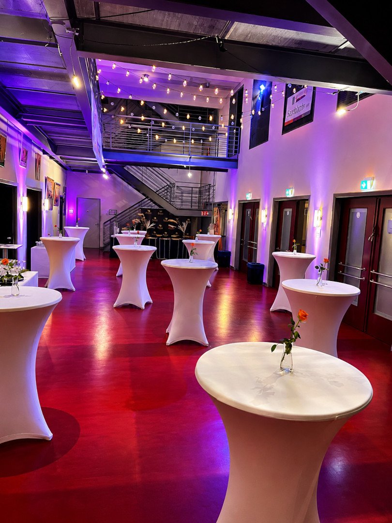 FOYER_2.jpg