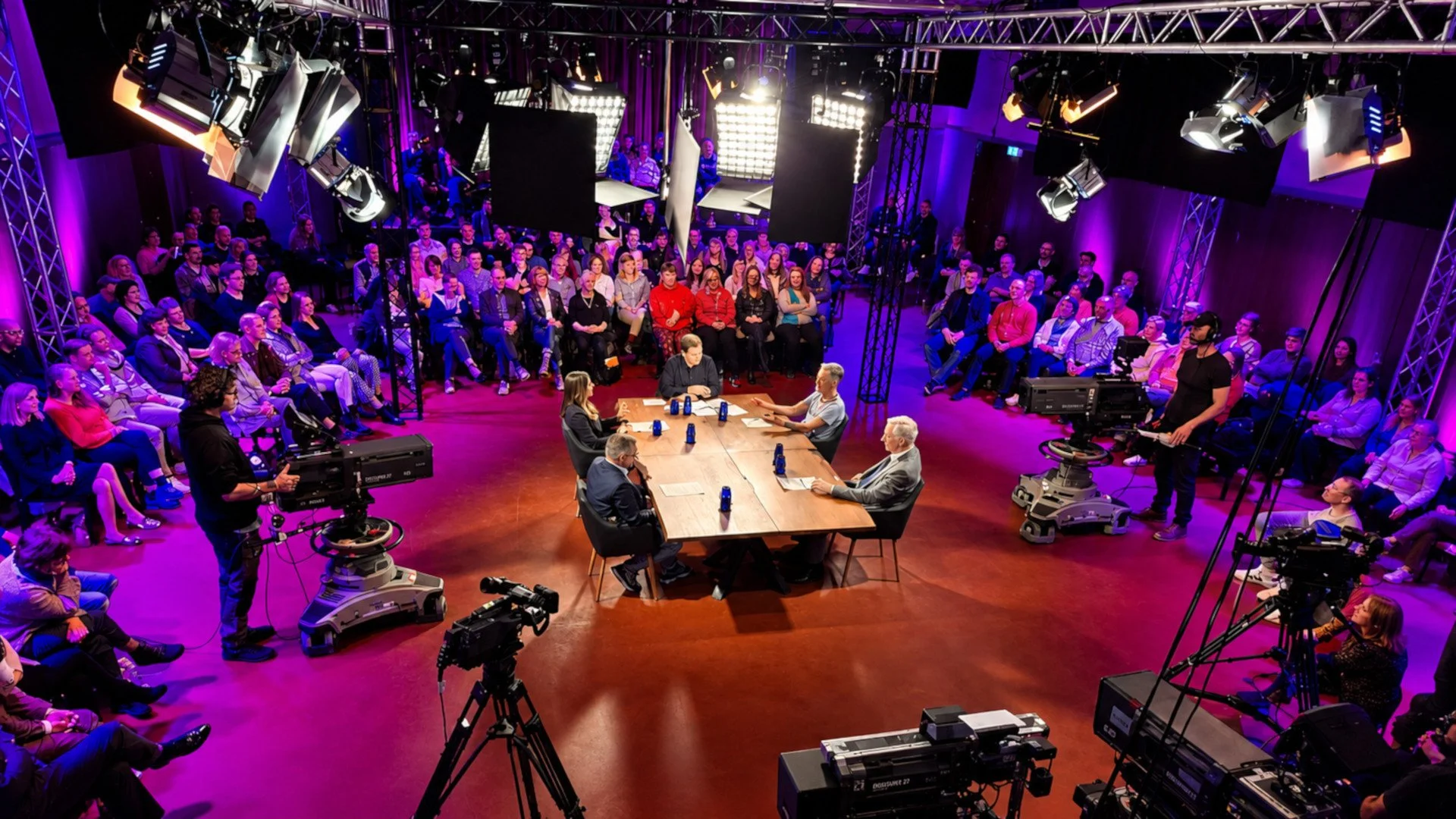 THEATERSAAL_3.jpg
