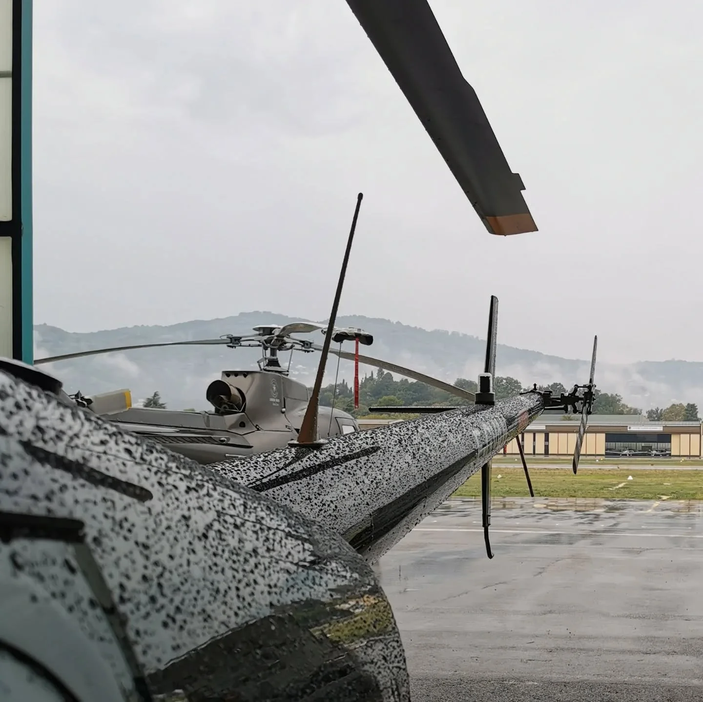 Conditions difficiles, on vol et on l&acirc;che rien...

http://mountainhelico.com

#CPL #VFR #R22 #R44 #Vol #Fly #Pilot #Pilot #Pro #Cannes #Aero #Aeronautique