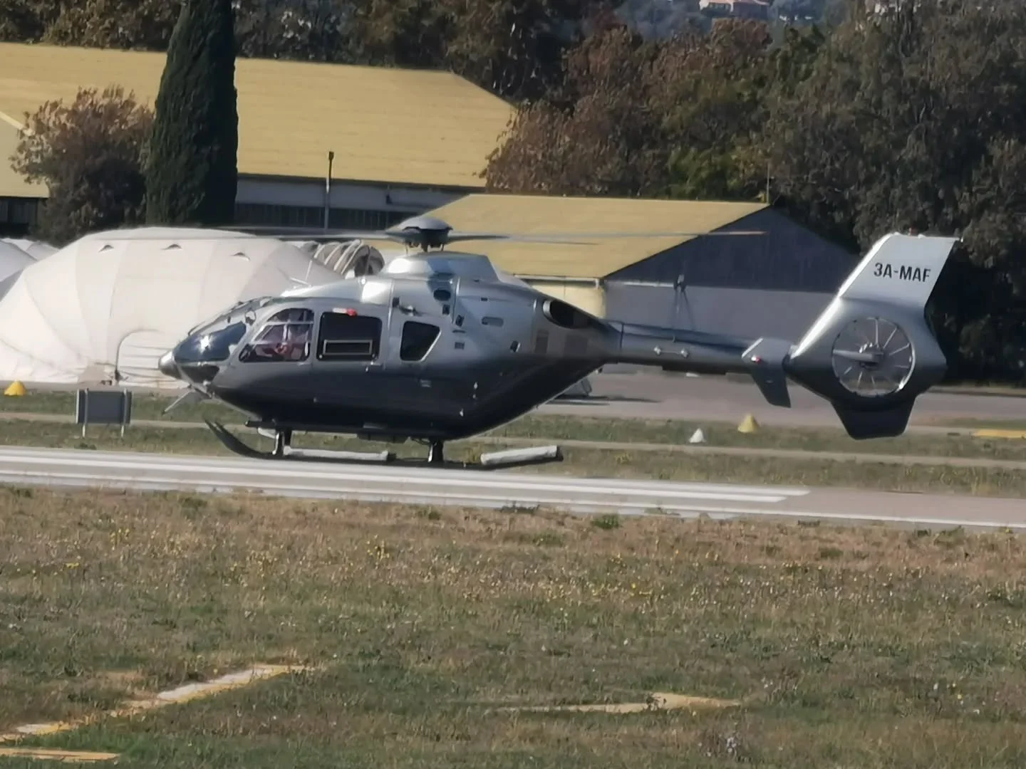 H135 

http://mountainhelico.com

#Helico #Mountain #Cannes #Fly #Pilot #Pilote #CPL #Helicoptere #Helicopt&egrave;re #France #Sud #Transport #Aero #Aeroport