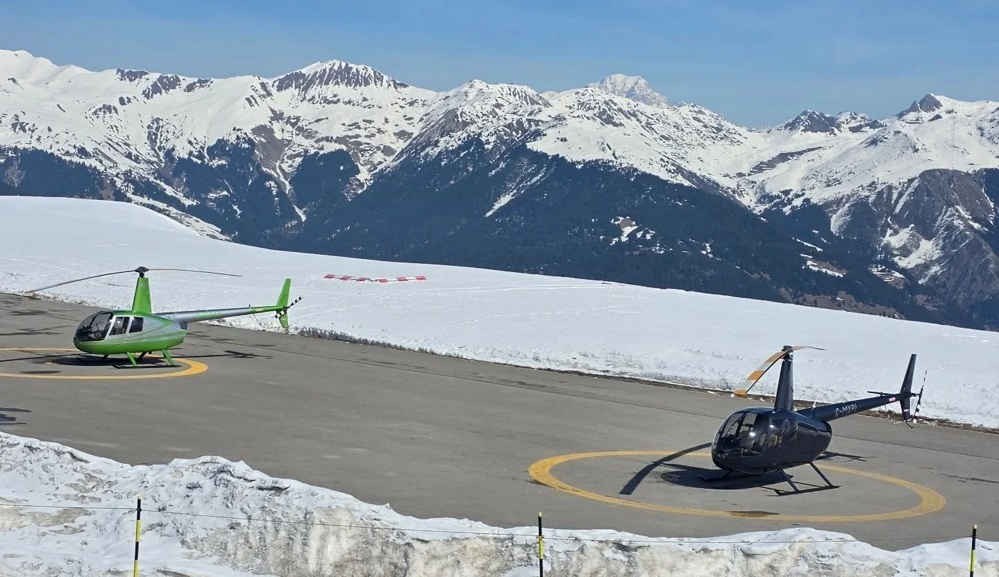 LFLJ 

http://mountainhelico.com

#Helico #Helicoptere #Courchevel