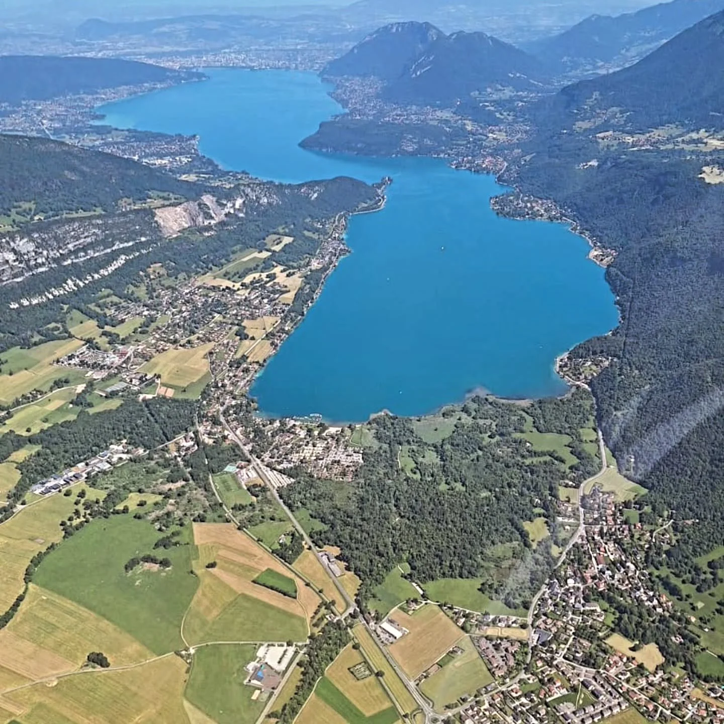 Encore un beau vol en Savoie !

http://mountainhelico.com

#Helico #Fly #Pilot #R44 #Annecy