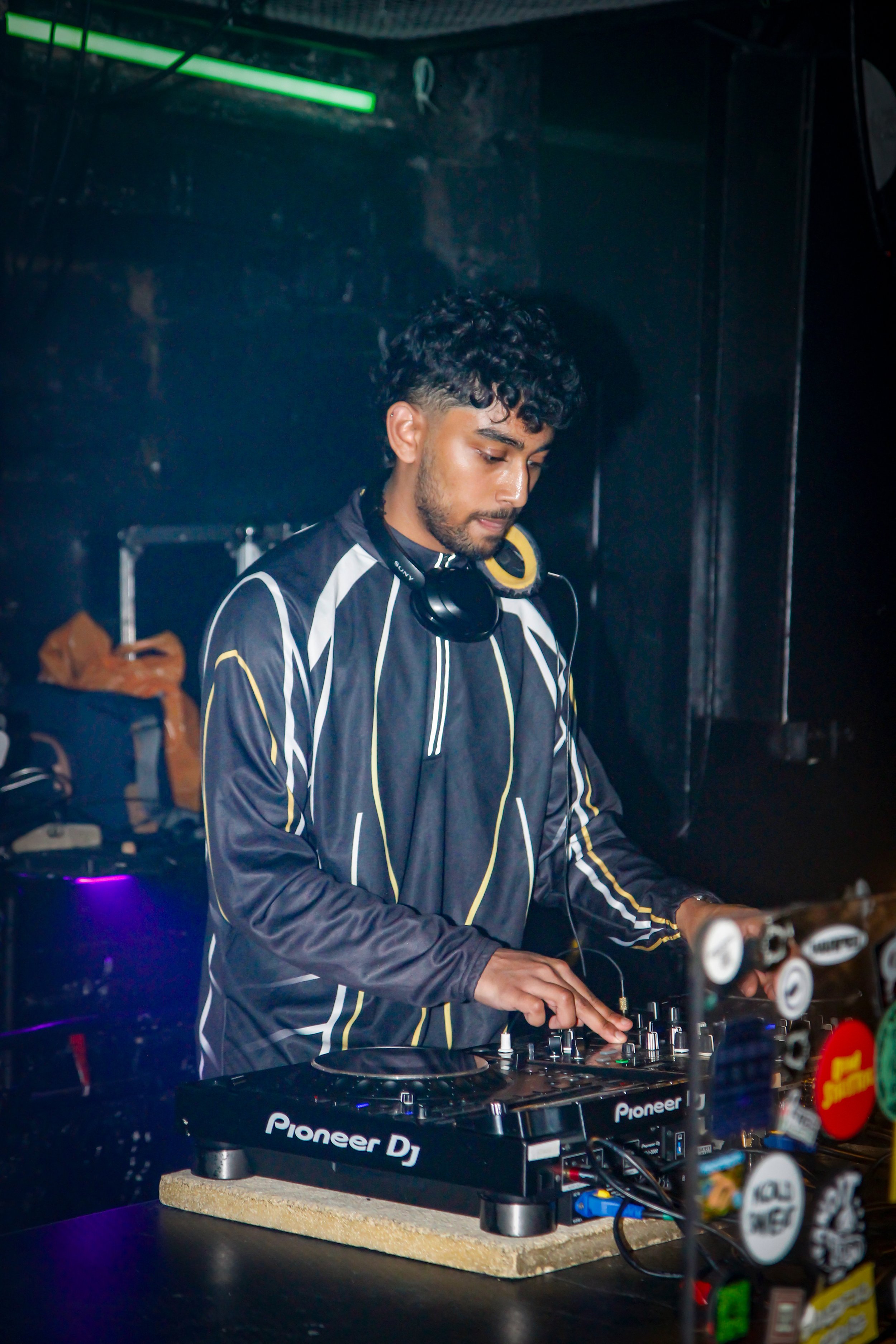 SAHAN PORTRAIT 1.jpg