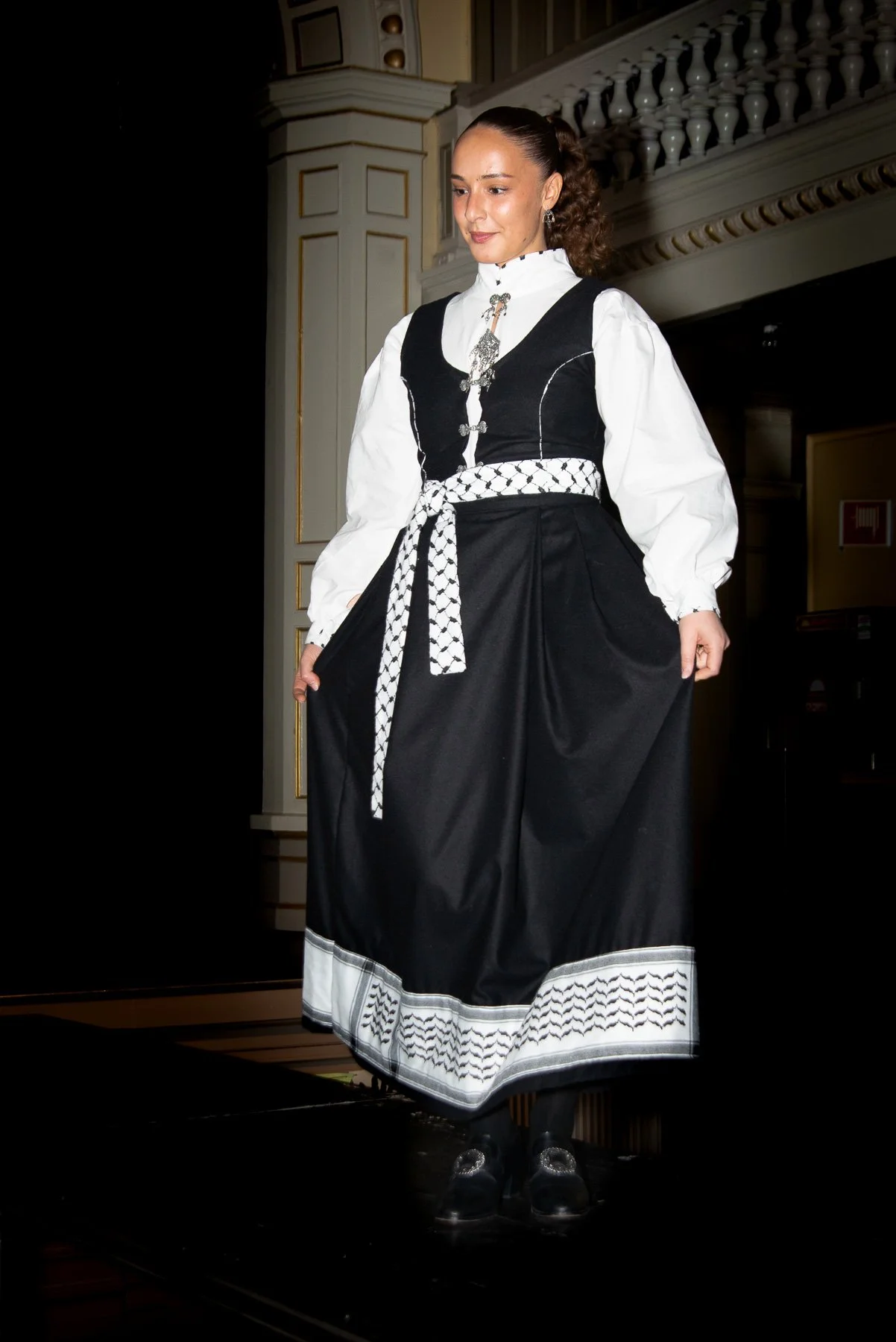 Godwin Production - Afro Bunad