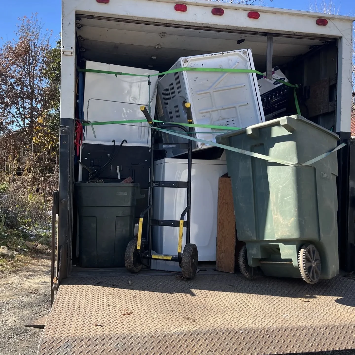 Need to make room for all of your family coming into town for the holidays?!

www.reducereusejunk.com
reducereusejunk@gmail.com 
828-767-5406 - Call or text today

#junkremoval 
#smallbusiness
#happytohelp
#helpfortheholidays
#asheville
#Hendersonvil