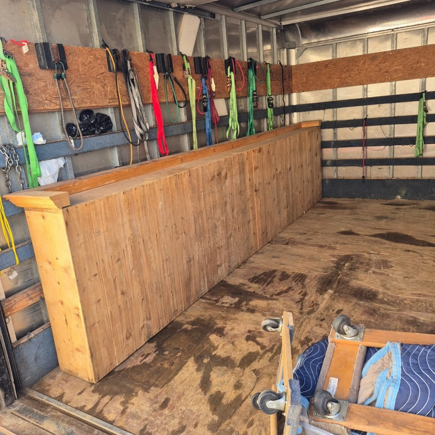 Had the pleasure of a #pickup and #delivery job of this beast of a piece for @antiquetobaccobarn  last week!

#grateful for #localbusinessesworkingtogether 

Stop by and see it in person!