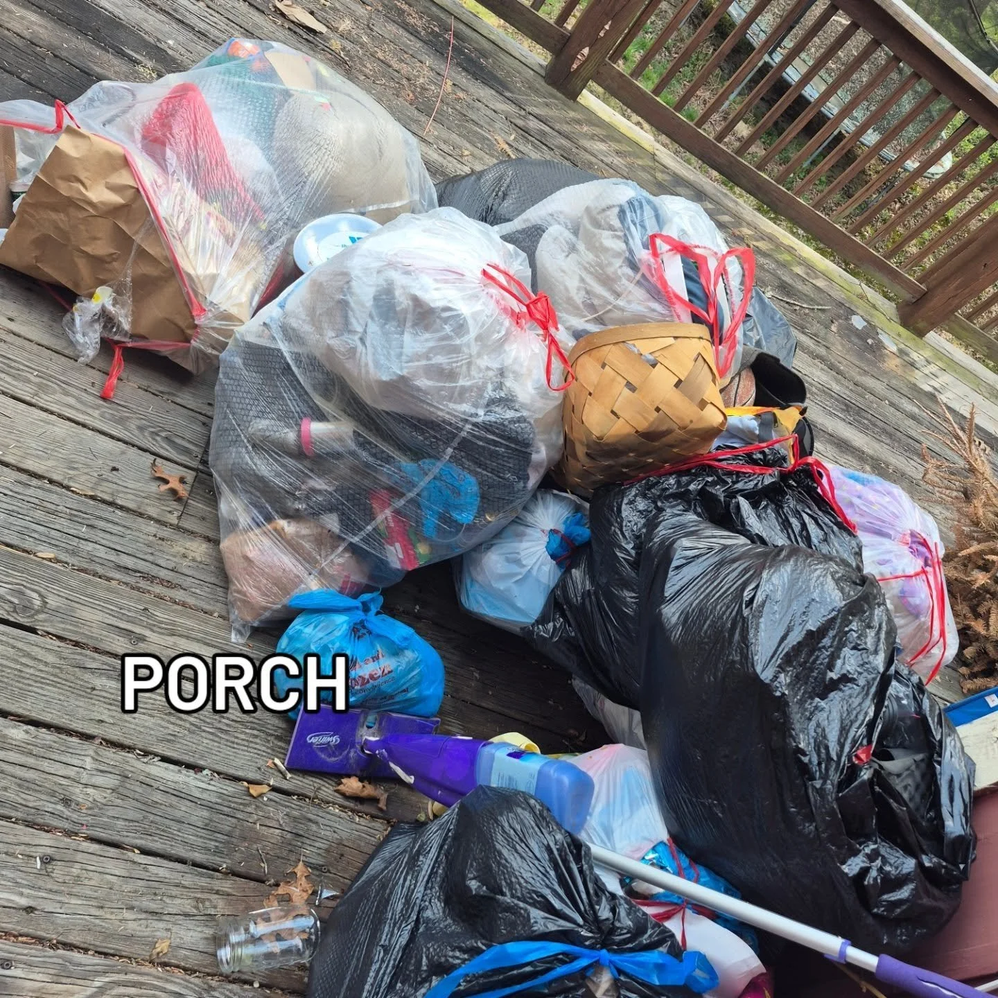 Sometimes renters move out in the worst way. Best thing to do is call the best

#junkremoval 
#reducereuserecycle
#experiencedprofessional