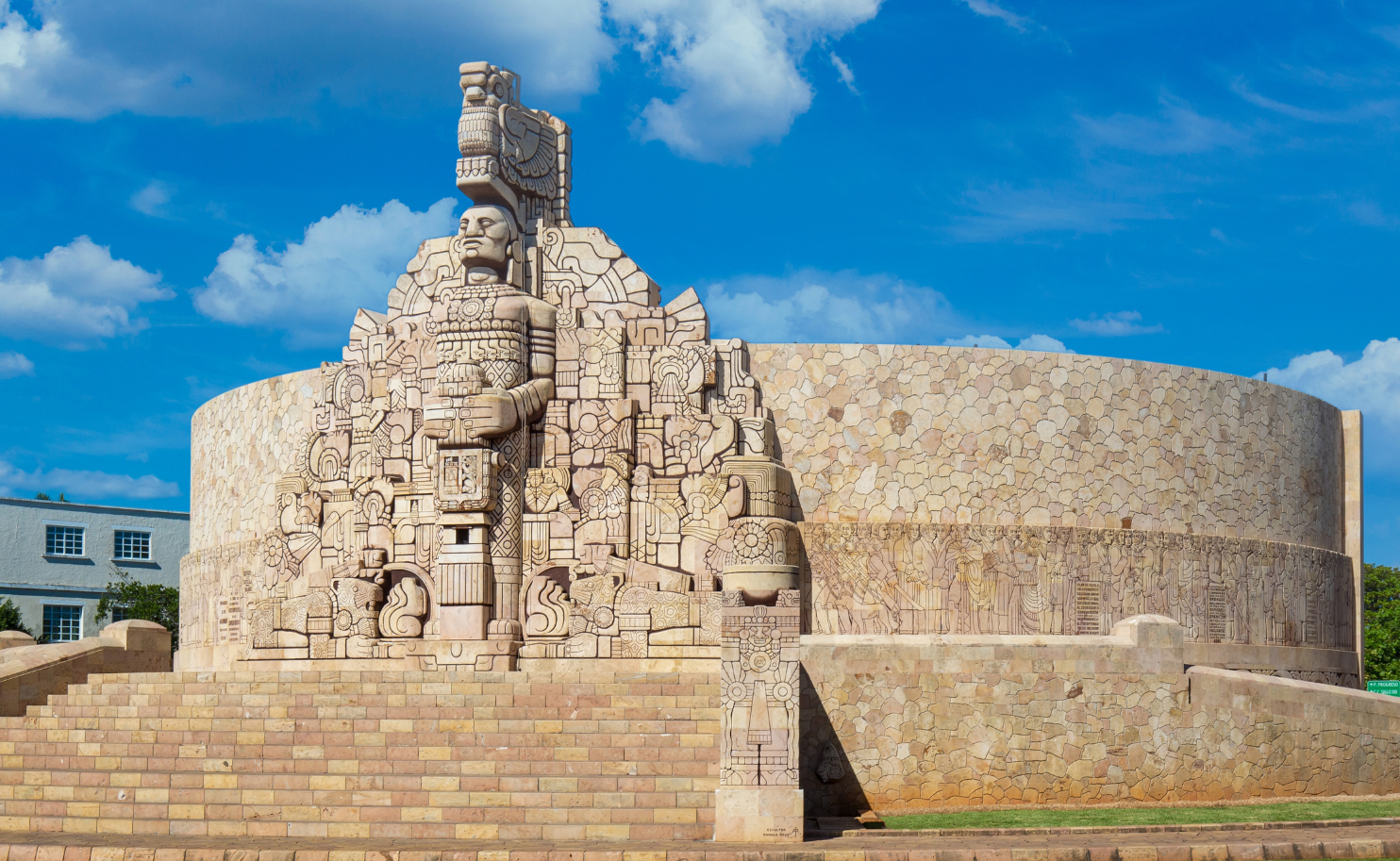 Monumento-a-la-patria-Mérida