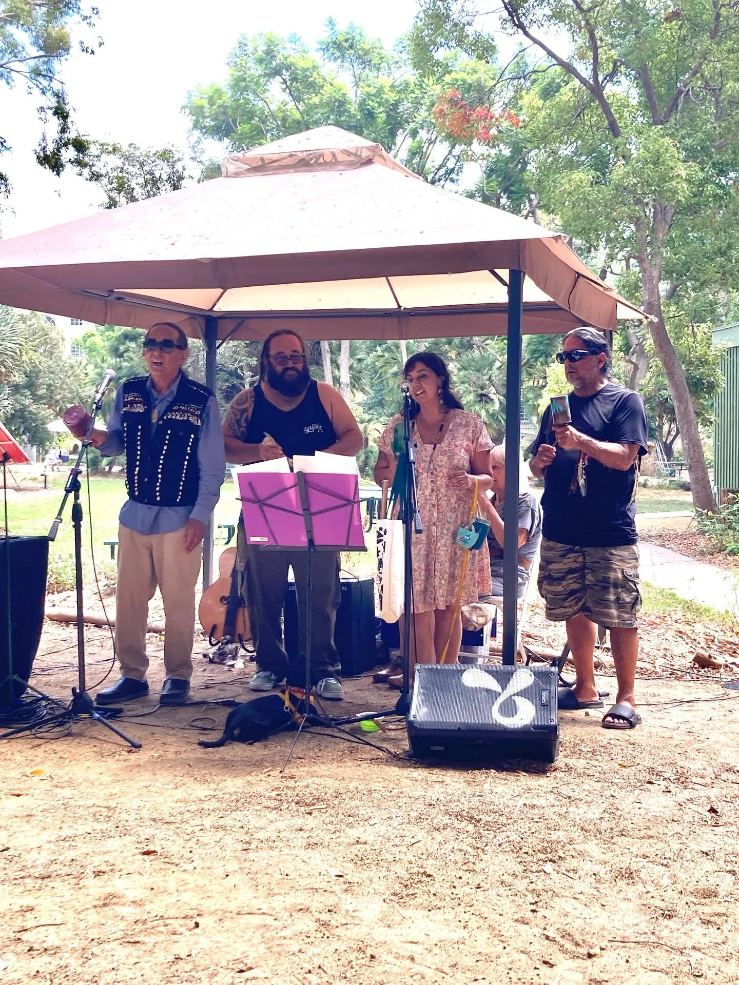 Sharing our tribal songs and games with our community at Kuruvungna 😍 - always a packed event! Thank you to all who came to listen, to play and to dance on Saturday. #tongva #tongvatimes #tongvatribe #tongvapeople #tongva #tongvaland #tongvatimes #t