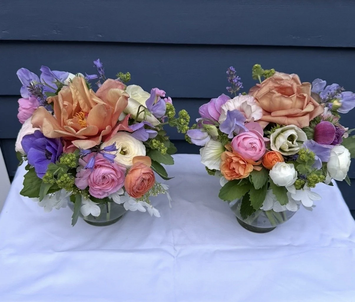 anemone and ranunculous arrangment .jpeg