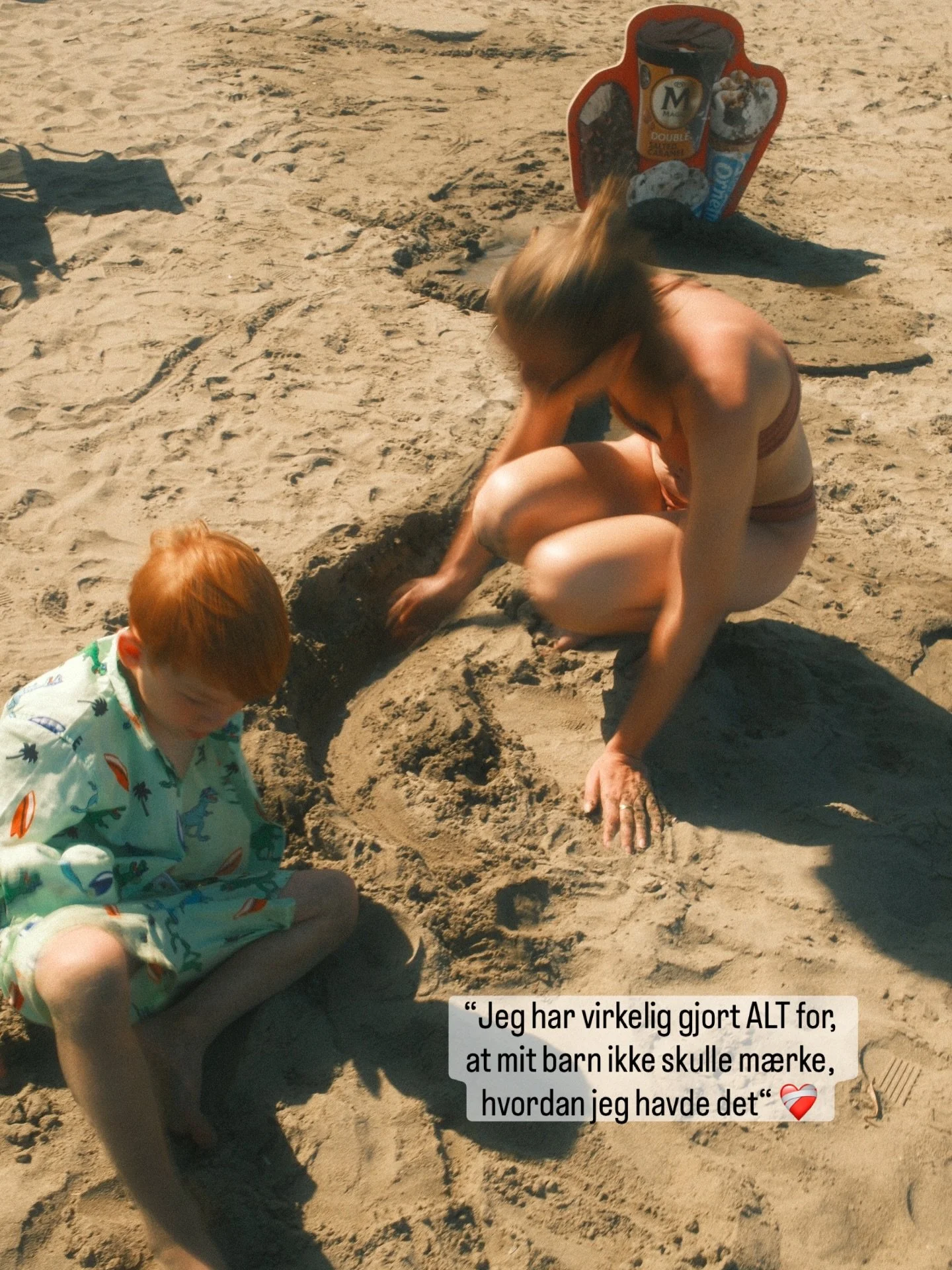 N&aring;r du ikke viser, hvordan du har det,
kan ingen m&oslash;de dig d&eacute;r ❤️&zwj;🩹❤️

Og s&aring; b&aelig;rer du det alene.

👉 Gem, hvis noget i dig blev set 🫶
Og send mig en besked, 
med det, det v&aelig;kkede i dig. 

#moderskab #for&ael