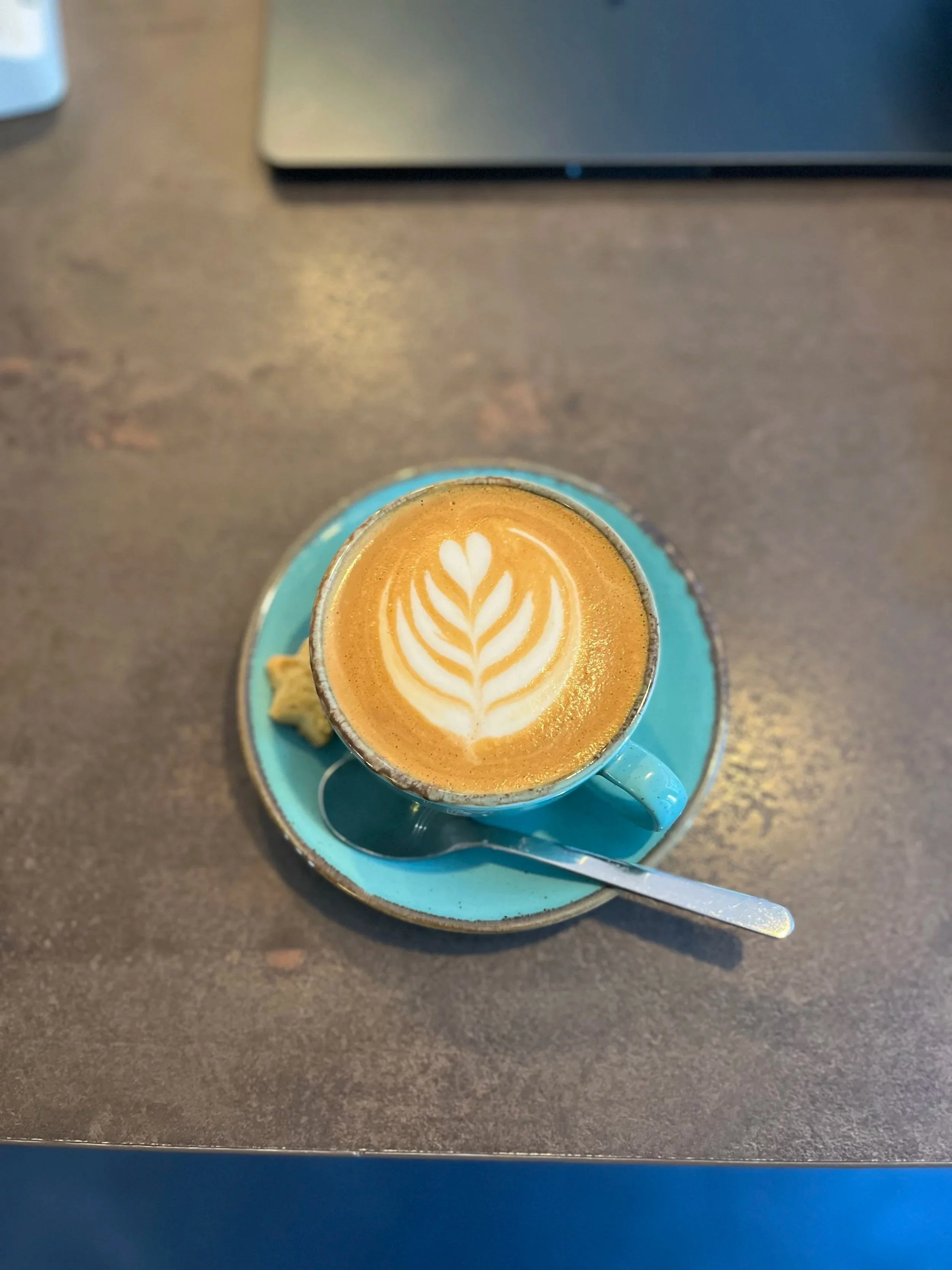 flat+white.jpg