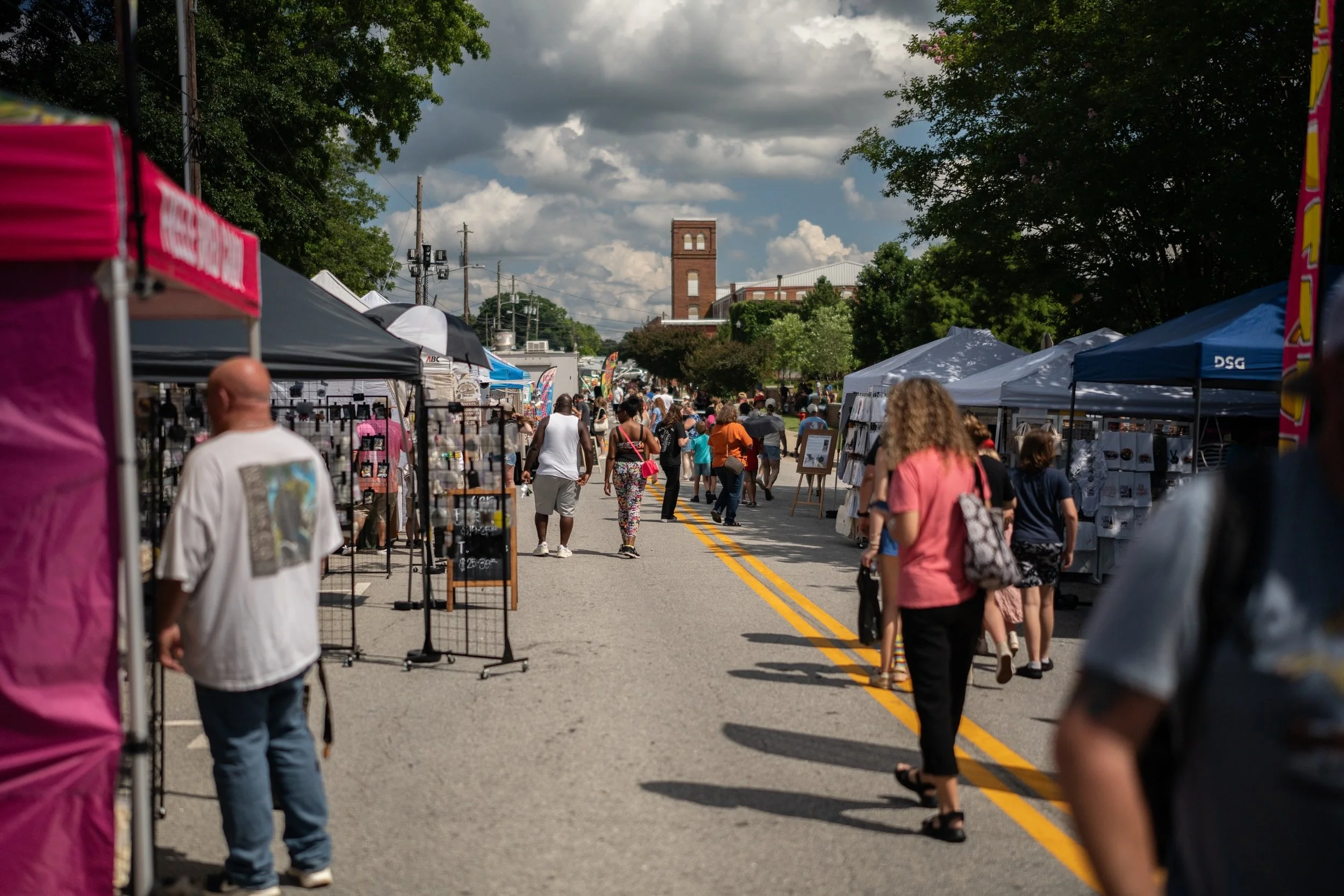 Had a great afternoon celebrating with winderdowntown and @legabcrepes at the Jug Tavern Festival! 🎶🍹 Food trucks, face painting, local vendors, bounce houses, live music and more&mdash;what else could a downtown weekend event need? 

Love being ab