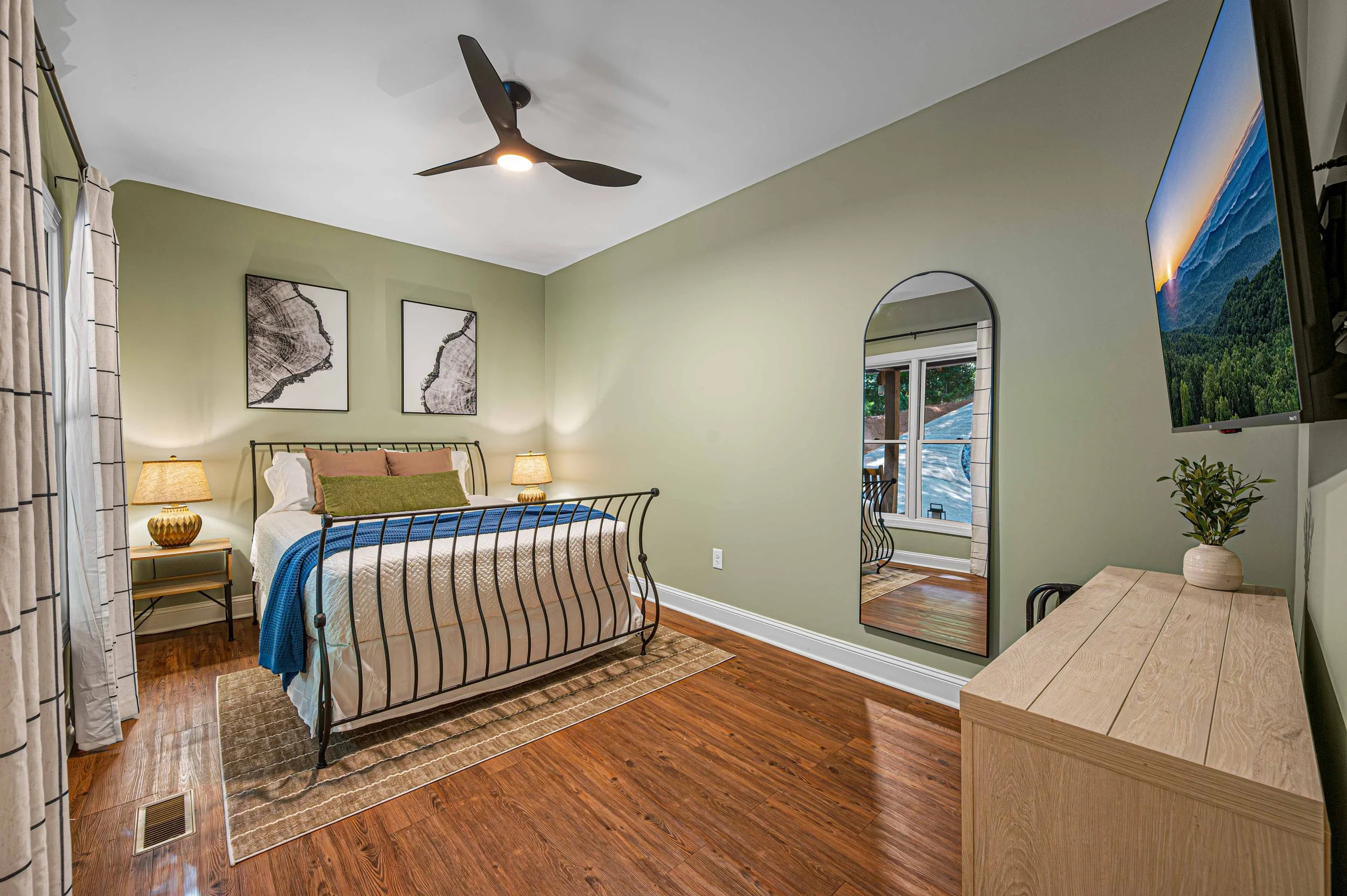 short term rental design bedroom