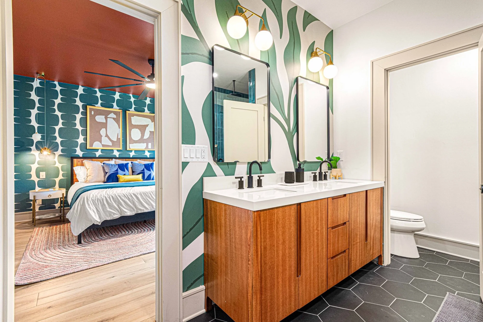 Main Level Master Bed & Bath (3).jpg