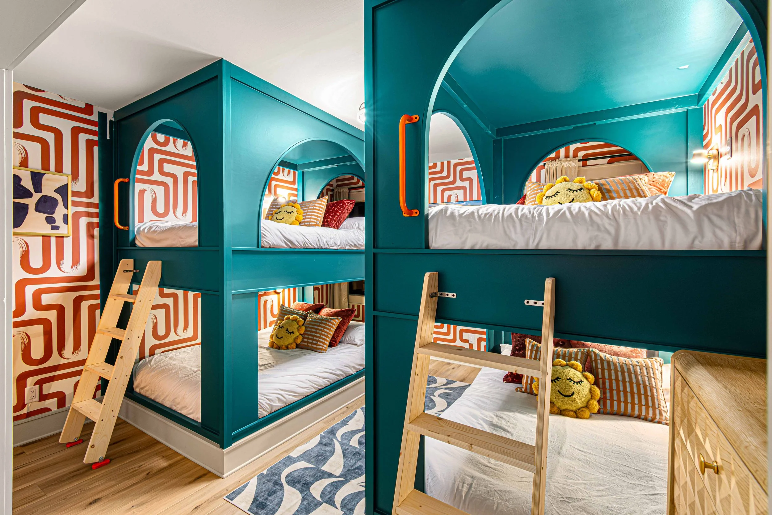2nd level bunkroom (1).jpg