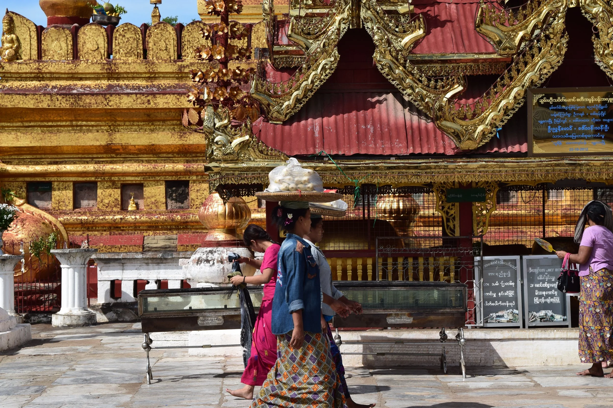 myanmar_shwedegon-pagoda_01.JPG
