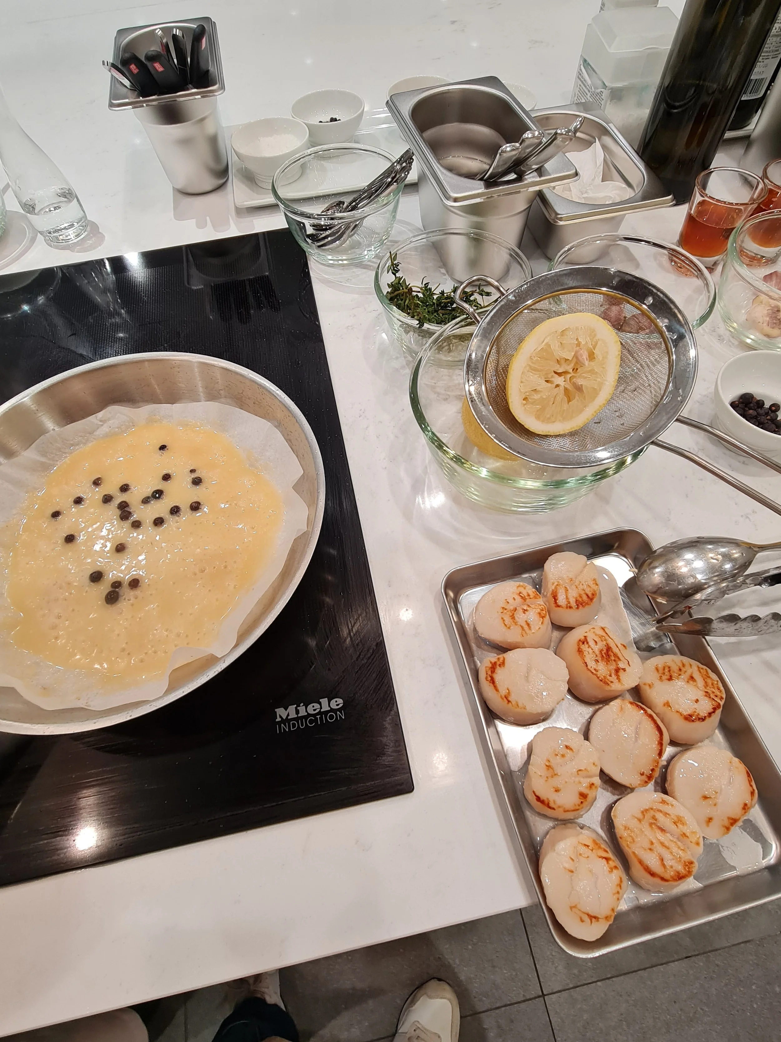 ducasse_06_sarahtan.jpg