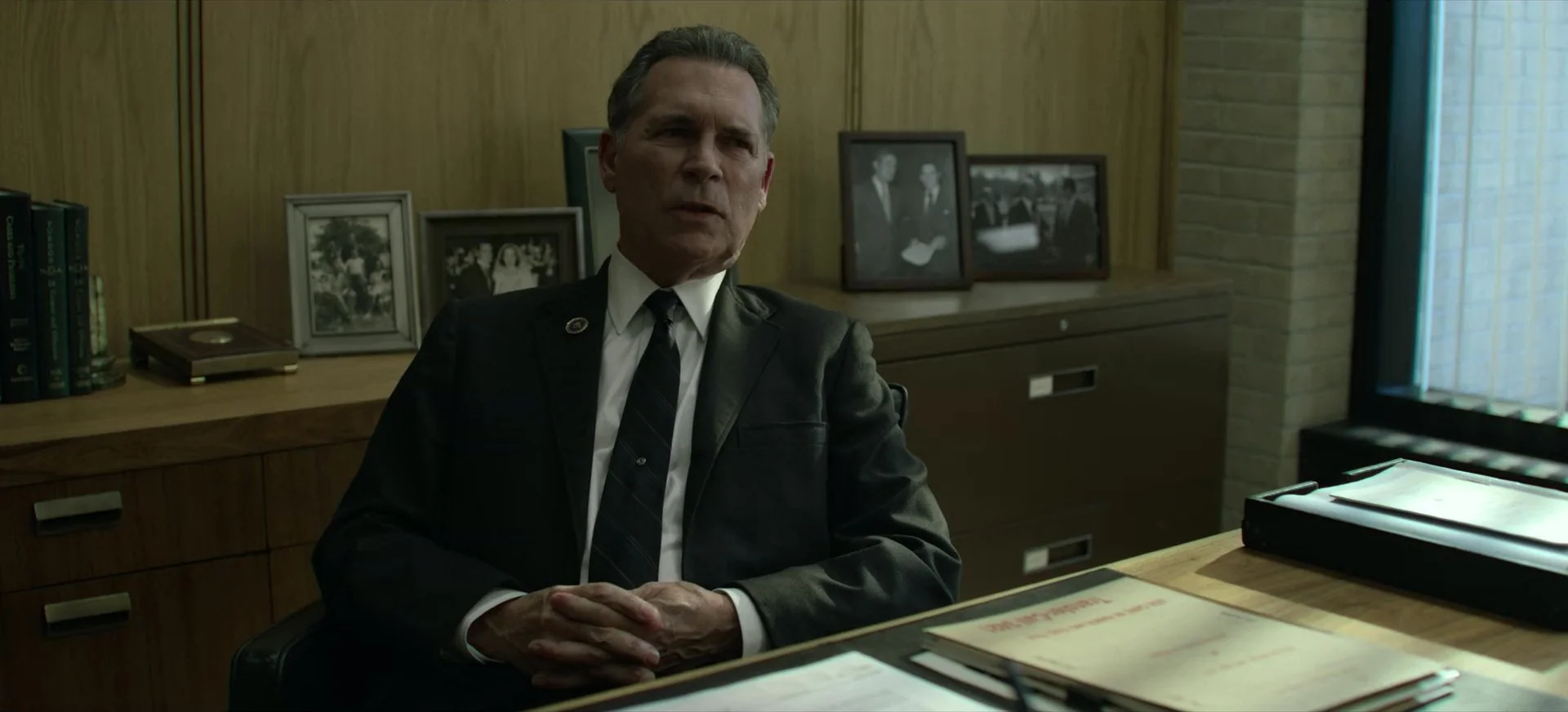 22 - Mindhunter.jpg