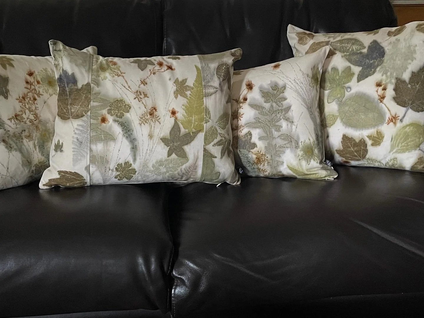 It&rsquo;s winter here in NZ and the weather is not very nice so it&rsquo;s time to snuggle up on the sofa! You can still bring nature inside with cushions like these #ecoprintcushion #ecoprint #ecoprinting #naturaldyes #naturaldecor #coloursofnature