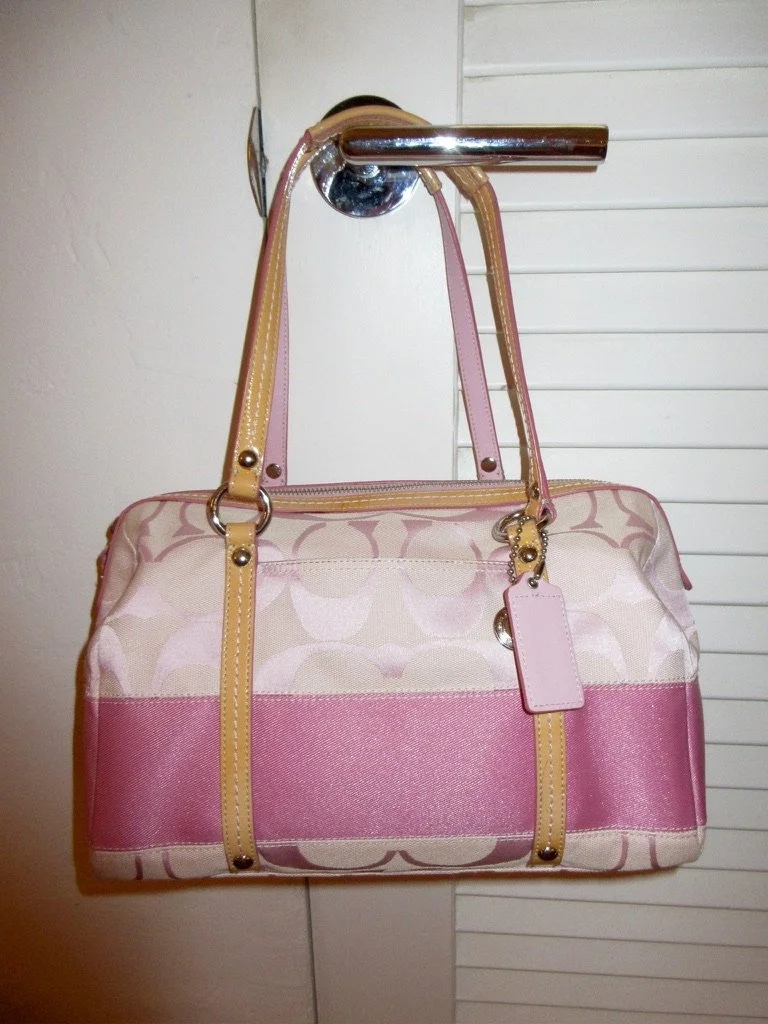 Rare Coach 2000s Babypink Purse