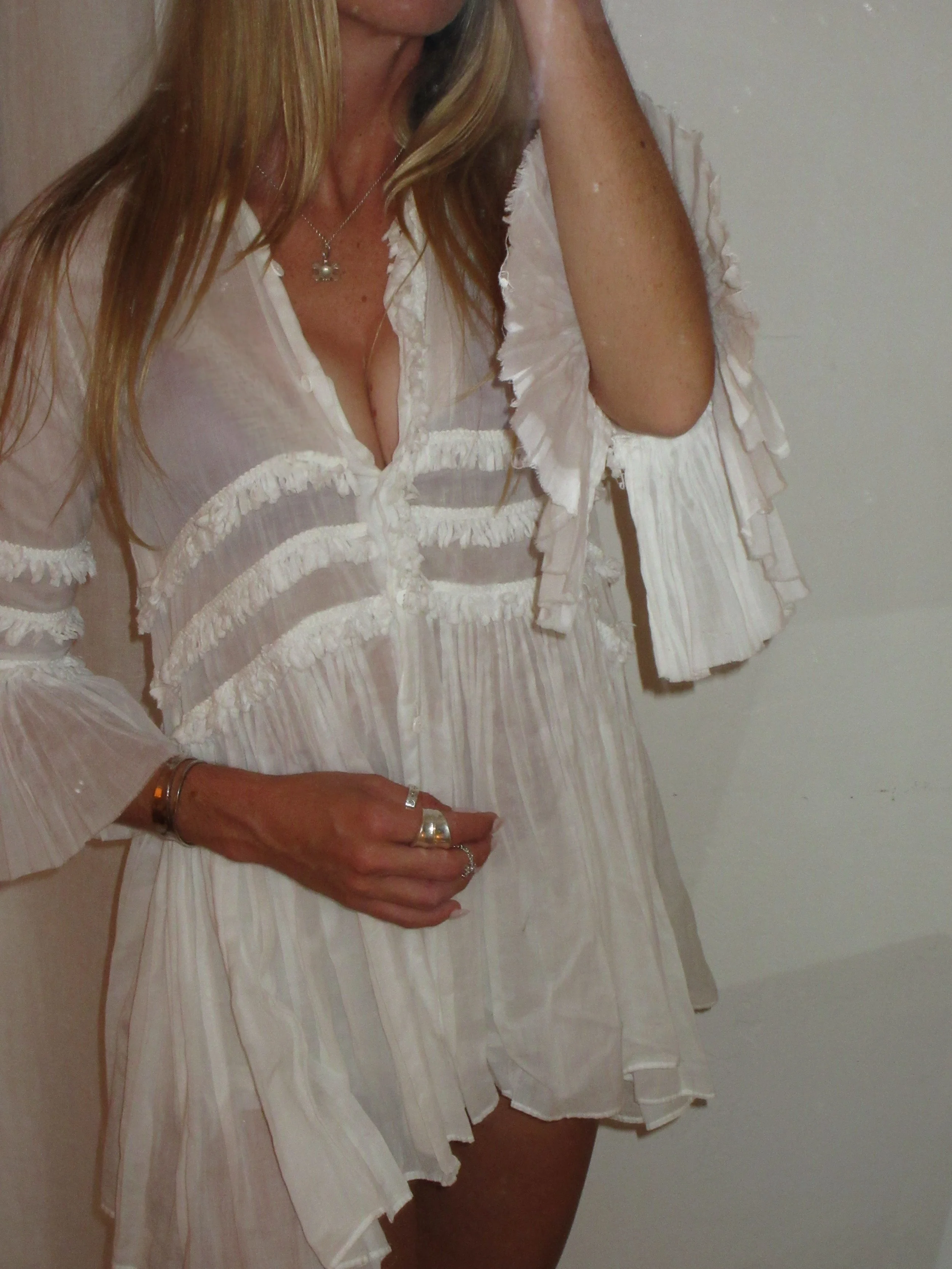 Facetune_11-06-2026-22-57-19.jpg