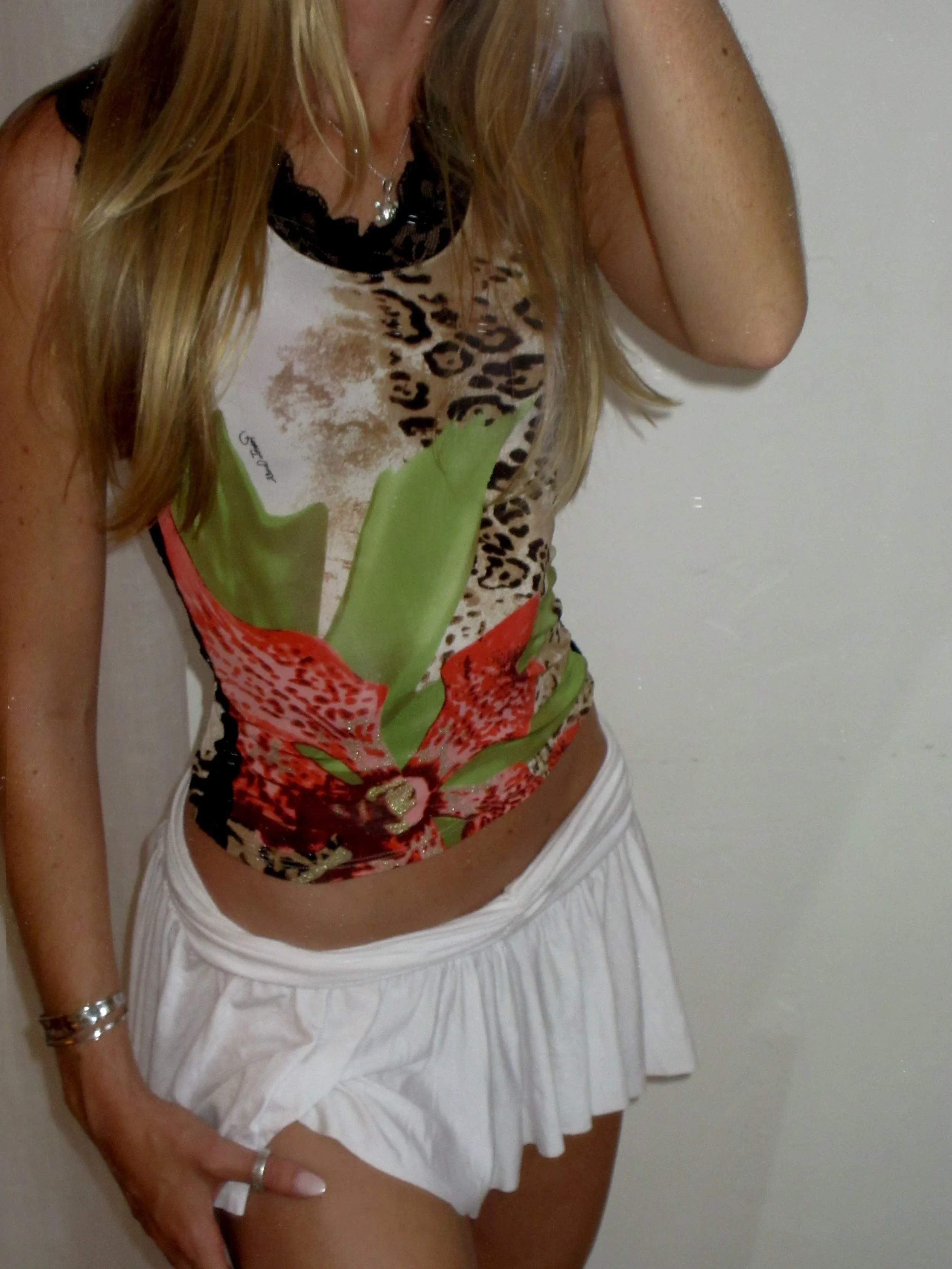 Facetune_11-06-2026-22-31-52.jpg