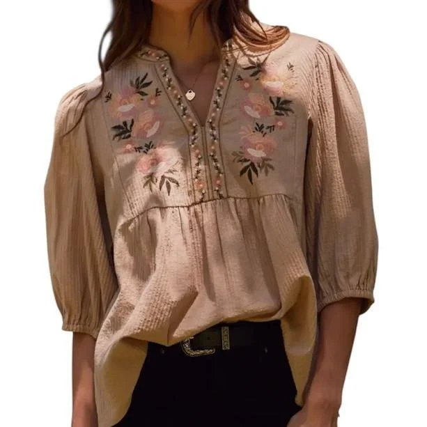 Here we go with pretty blouses again&hellip;we just can&rsquo;t get enough of them!!!!

#prettyblousesareourthing #FallFashion #bestofconnecticut